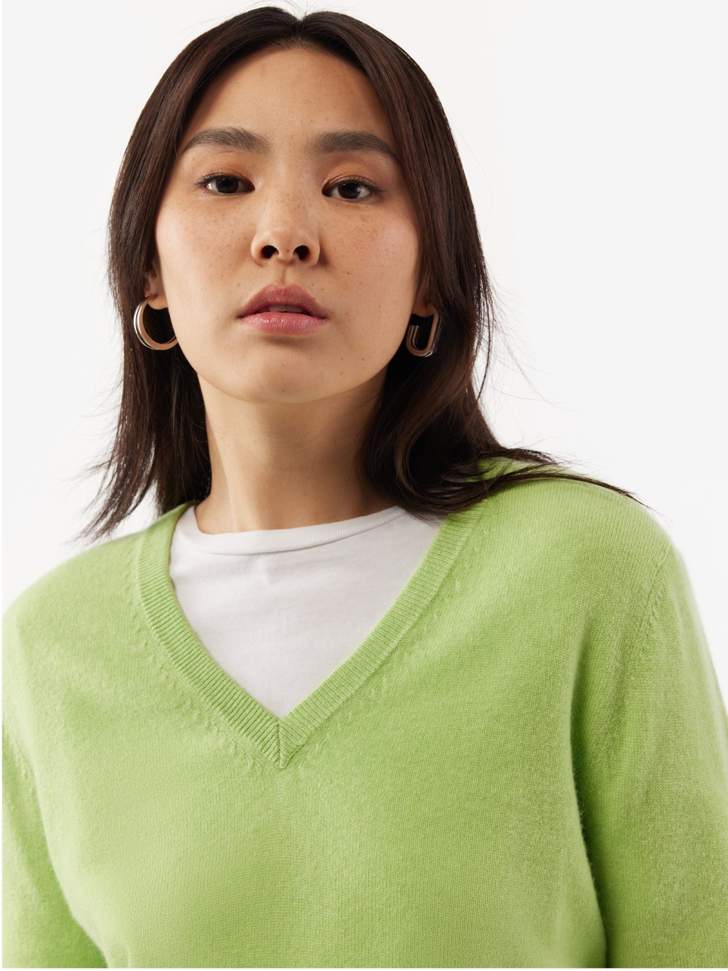 Pull col en V en Cachemire pour femmes vert - Gobi Cashmere