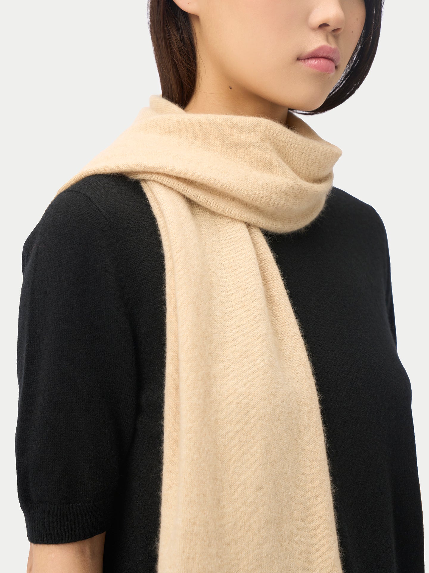 Écharpe en jersey de cachemire unisexe beige | GOBI Cashmere