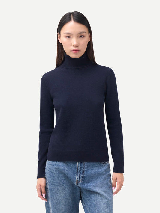 Pull femme en cachemire Timeless col roulé couleur marine | GOBI Cashmere