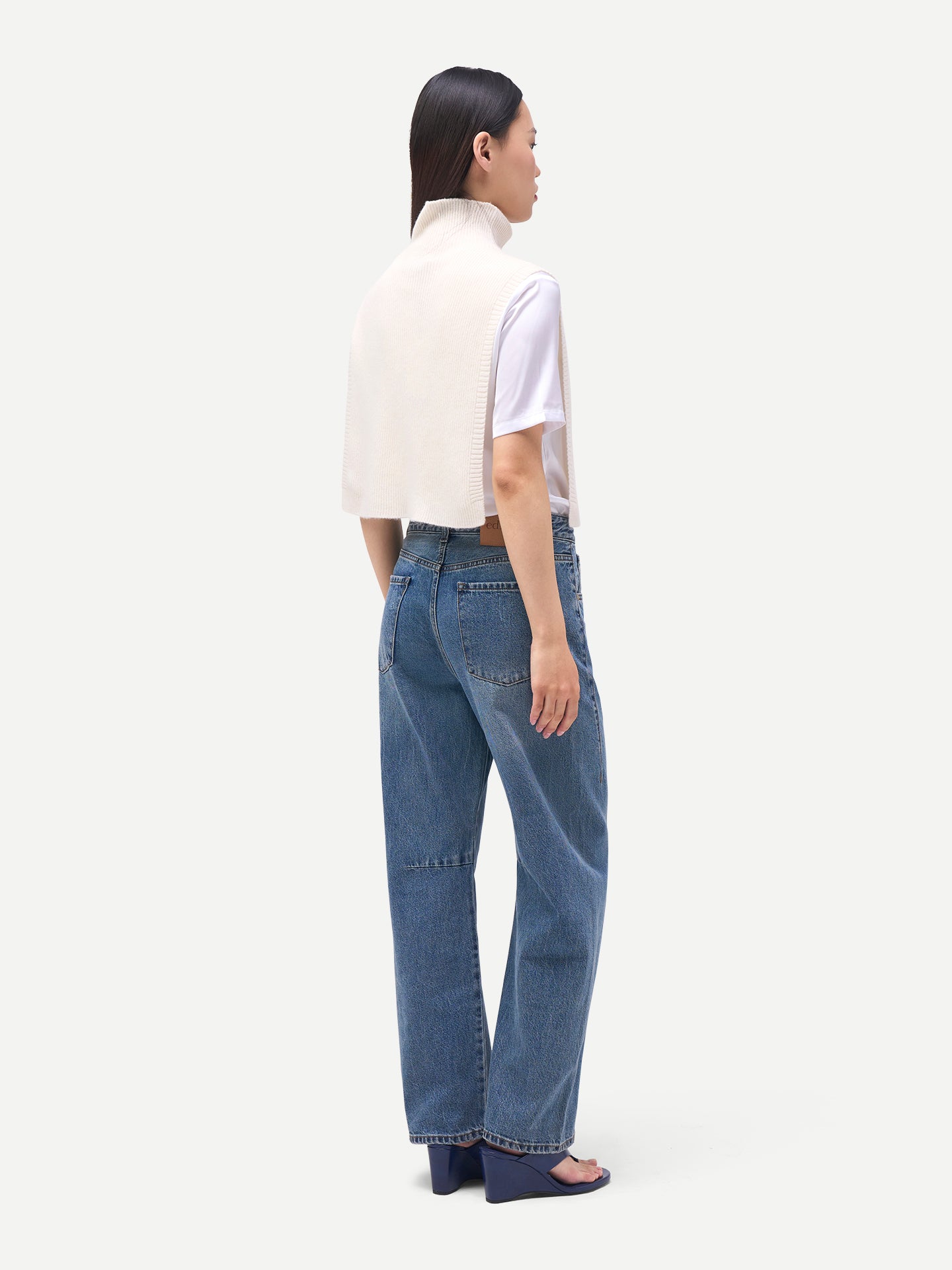 Écharpe col roulé en cachemire unisexe couleur blanc | GOBI Cashmere