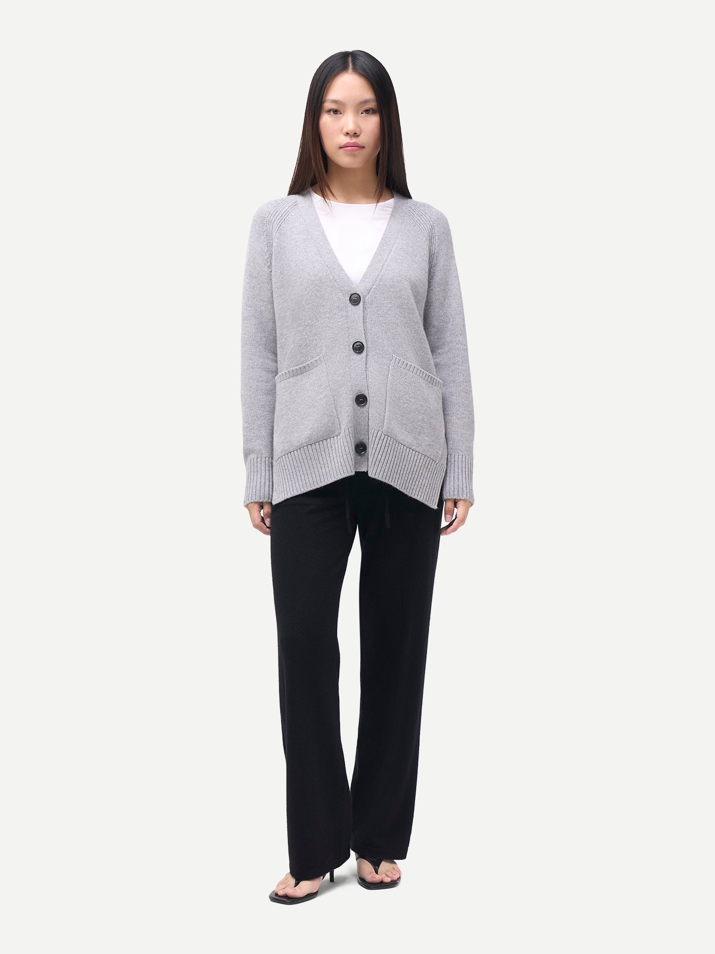 Cardigan en cachemire à la coupe décontractée