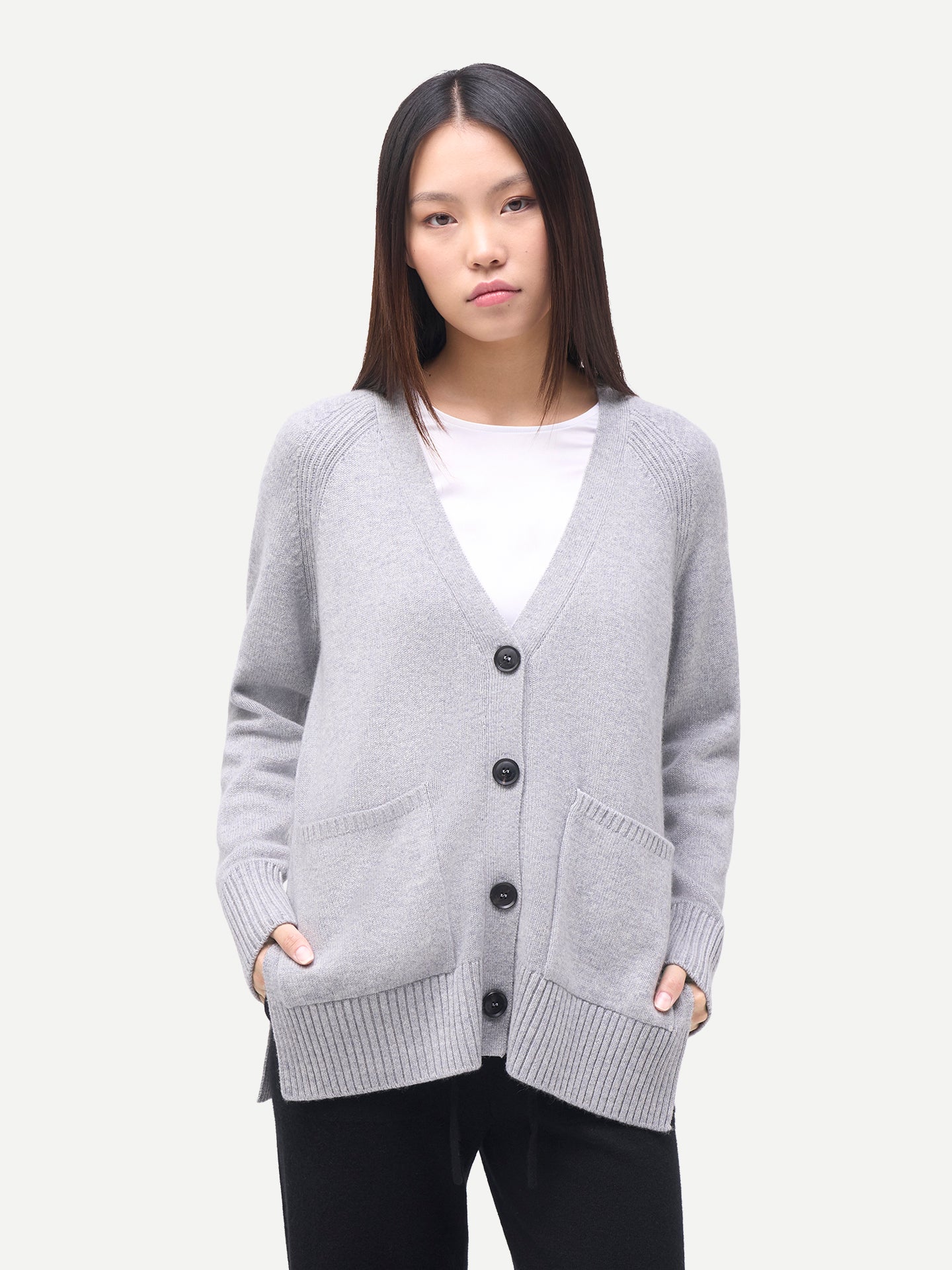 Cardigan en cachemire à la coupe décontractée