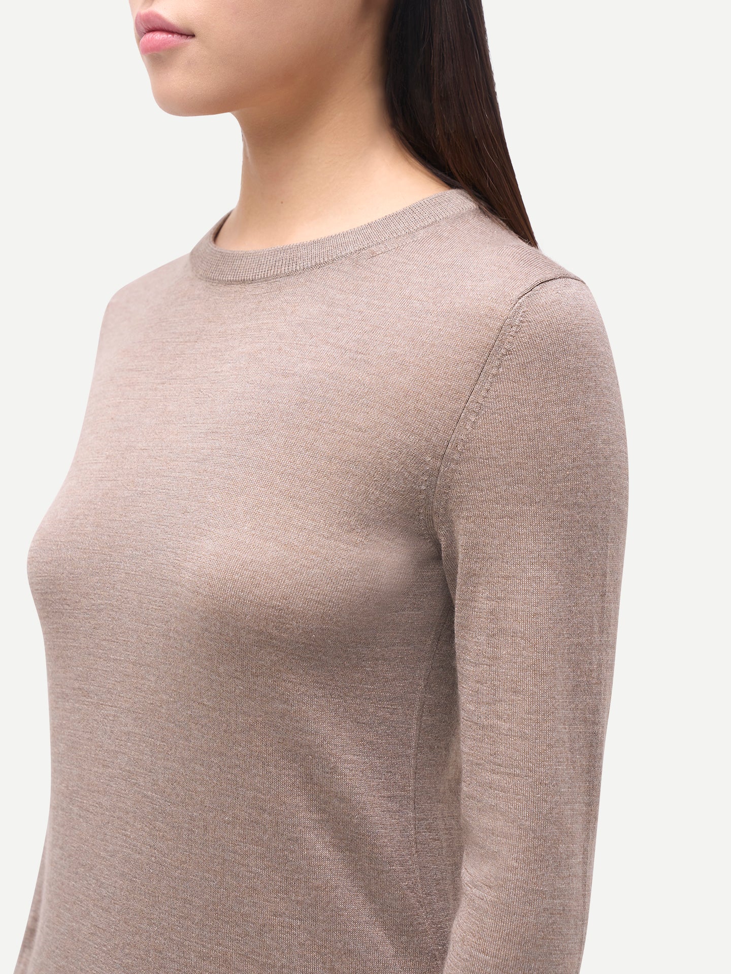 Pull en cachemire pour femme à col rond couleur taupe