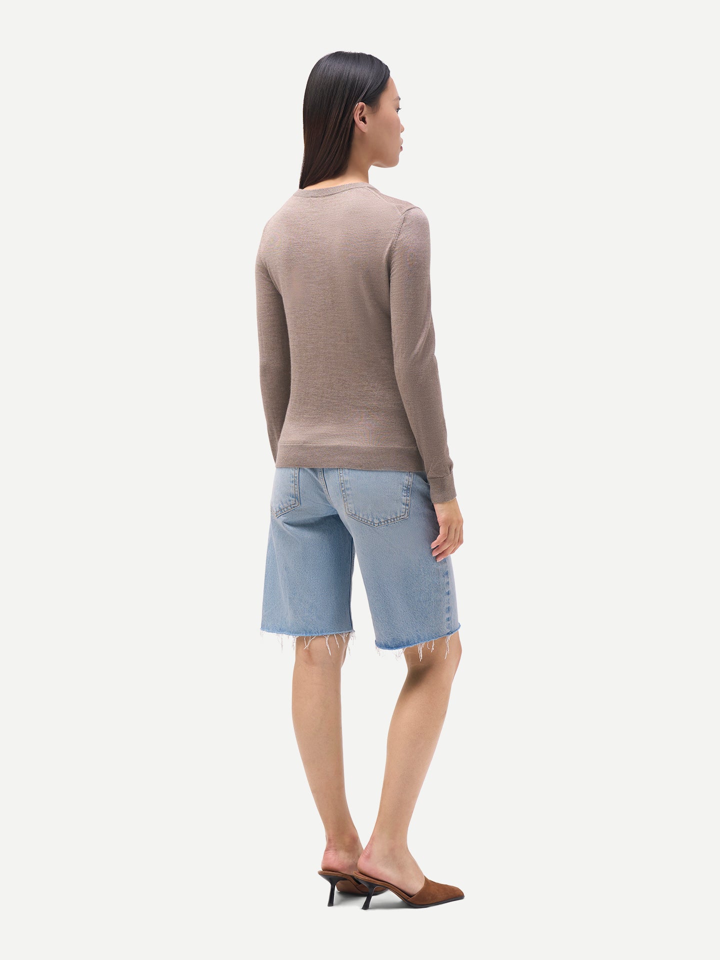 Pull en cachemire pour femme à col rond couleur taupe