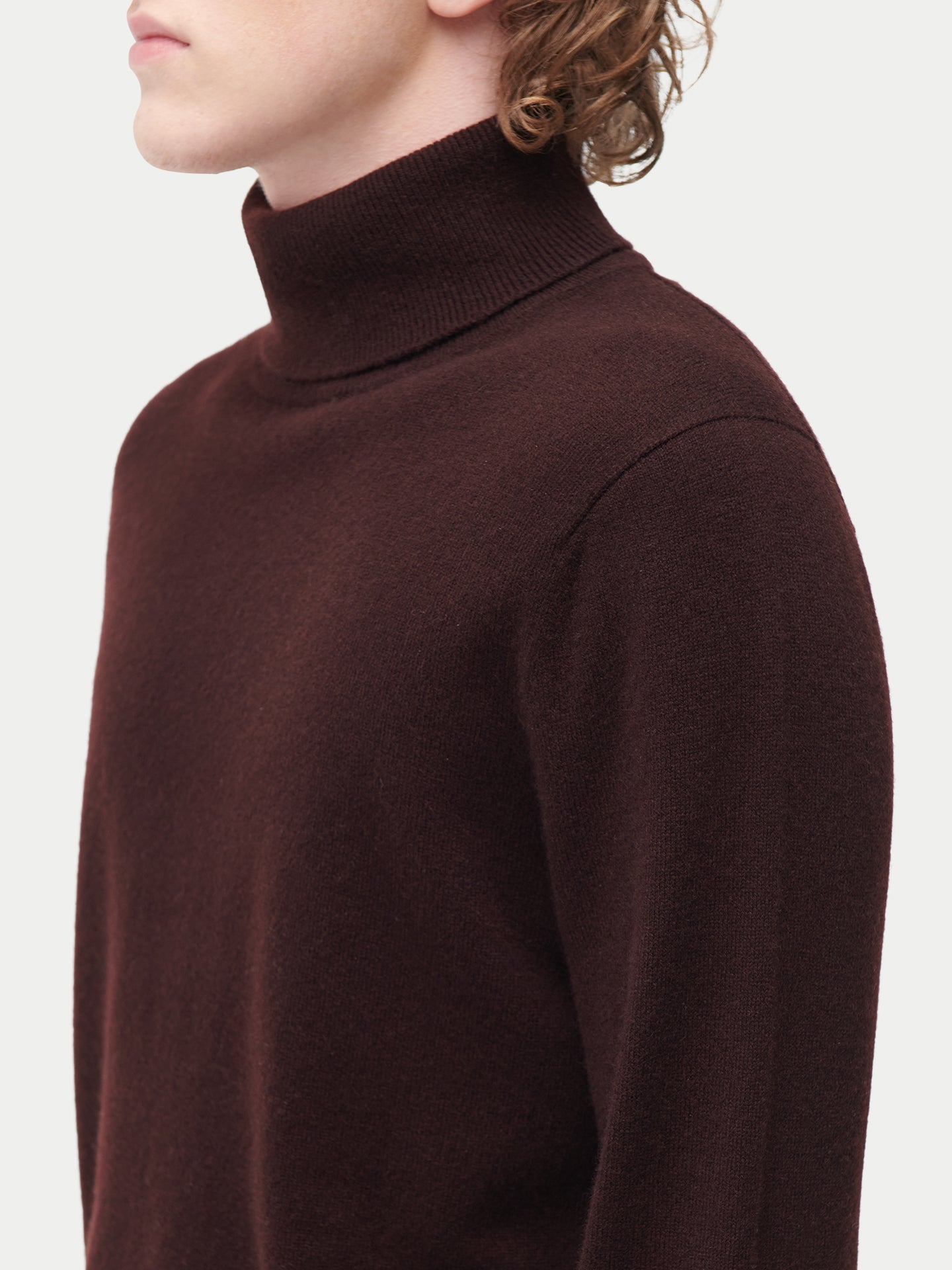Pull col roulé en cachemire Essential pour hommes