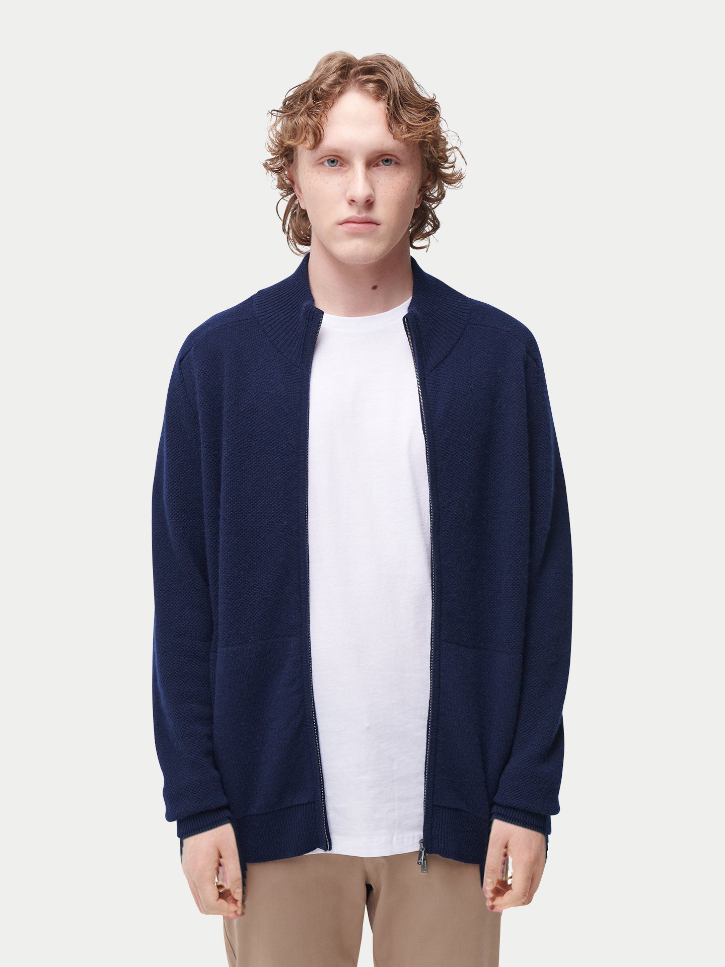 Cardigan en cachemire zippé à col montant