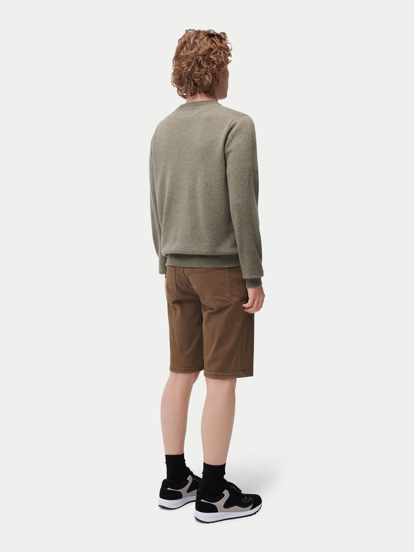 Pull col rond en cachemire Essential pour hommes