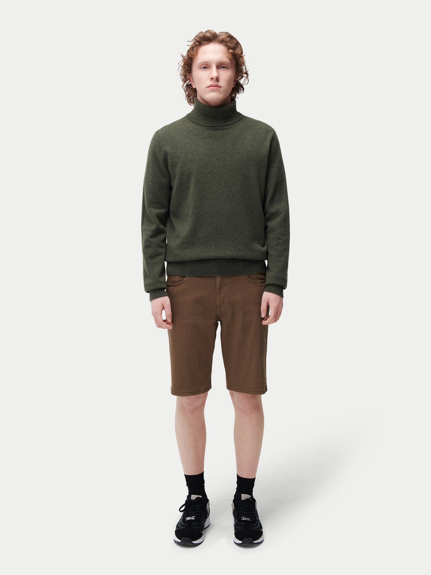 Pull col roulé en cachemire Essential pour hommes