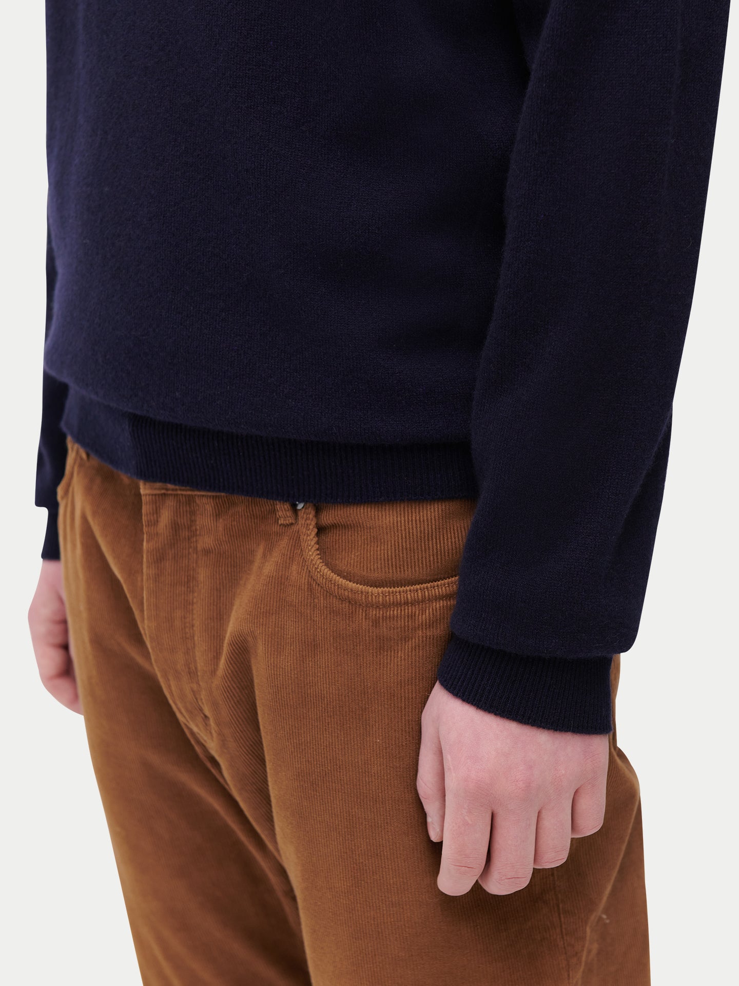 Pull col rond en cachemire Essential pour hommes