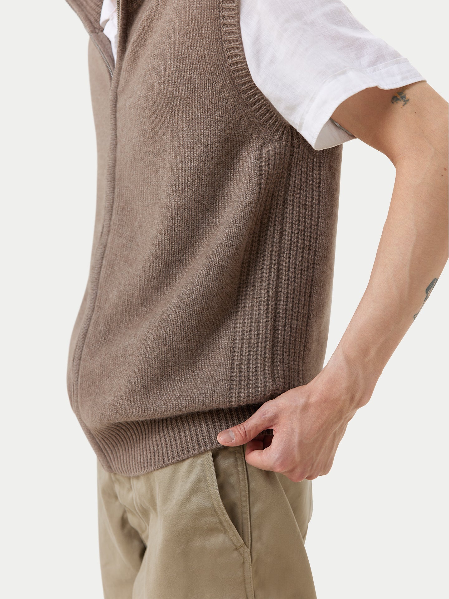 Gilet en cachemire avec fermeture éclair complète Taupe - Gobi Cashmere