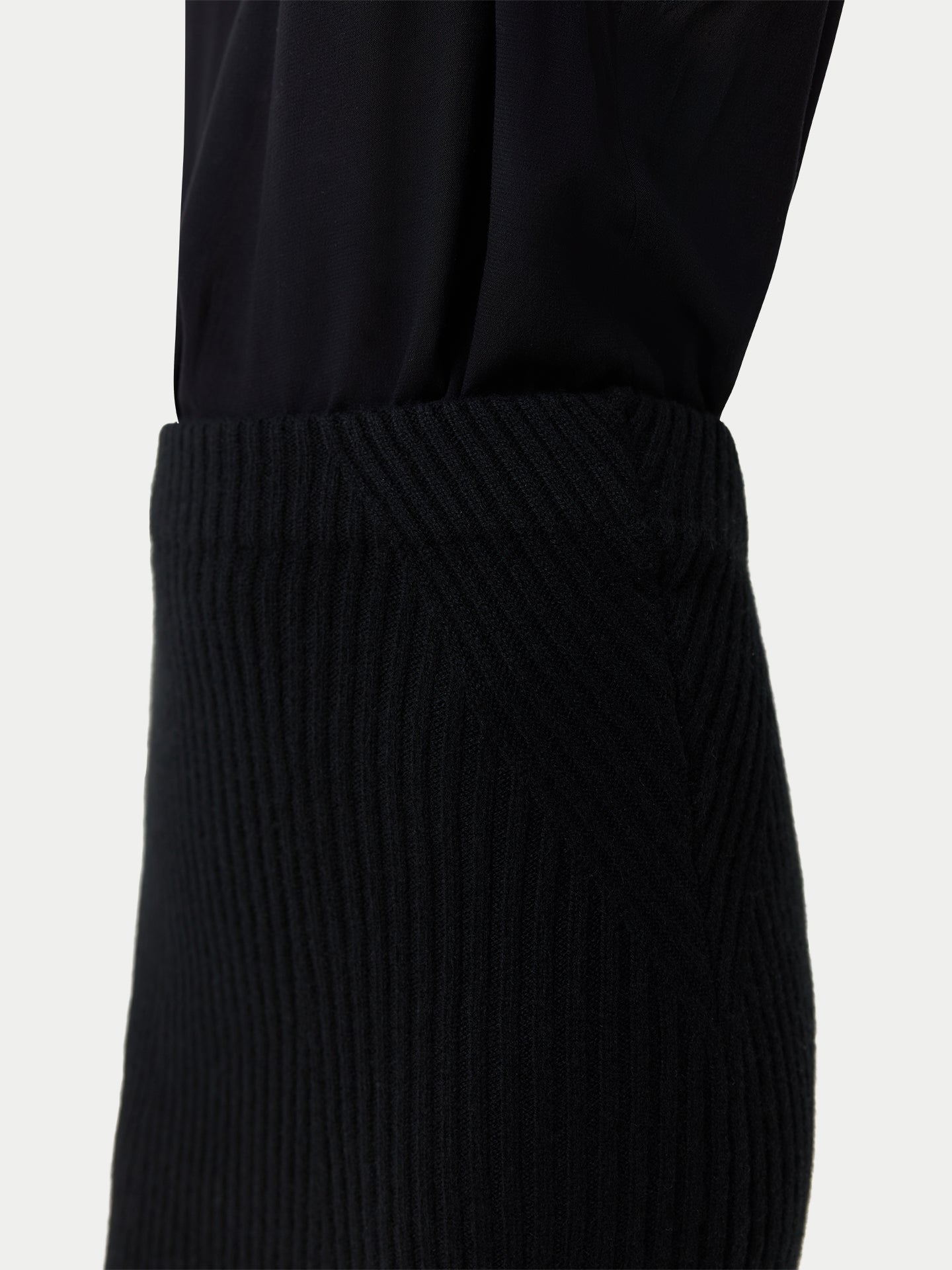 Jupe midi en cachemire Noir  - Gobi Cashmere