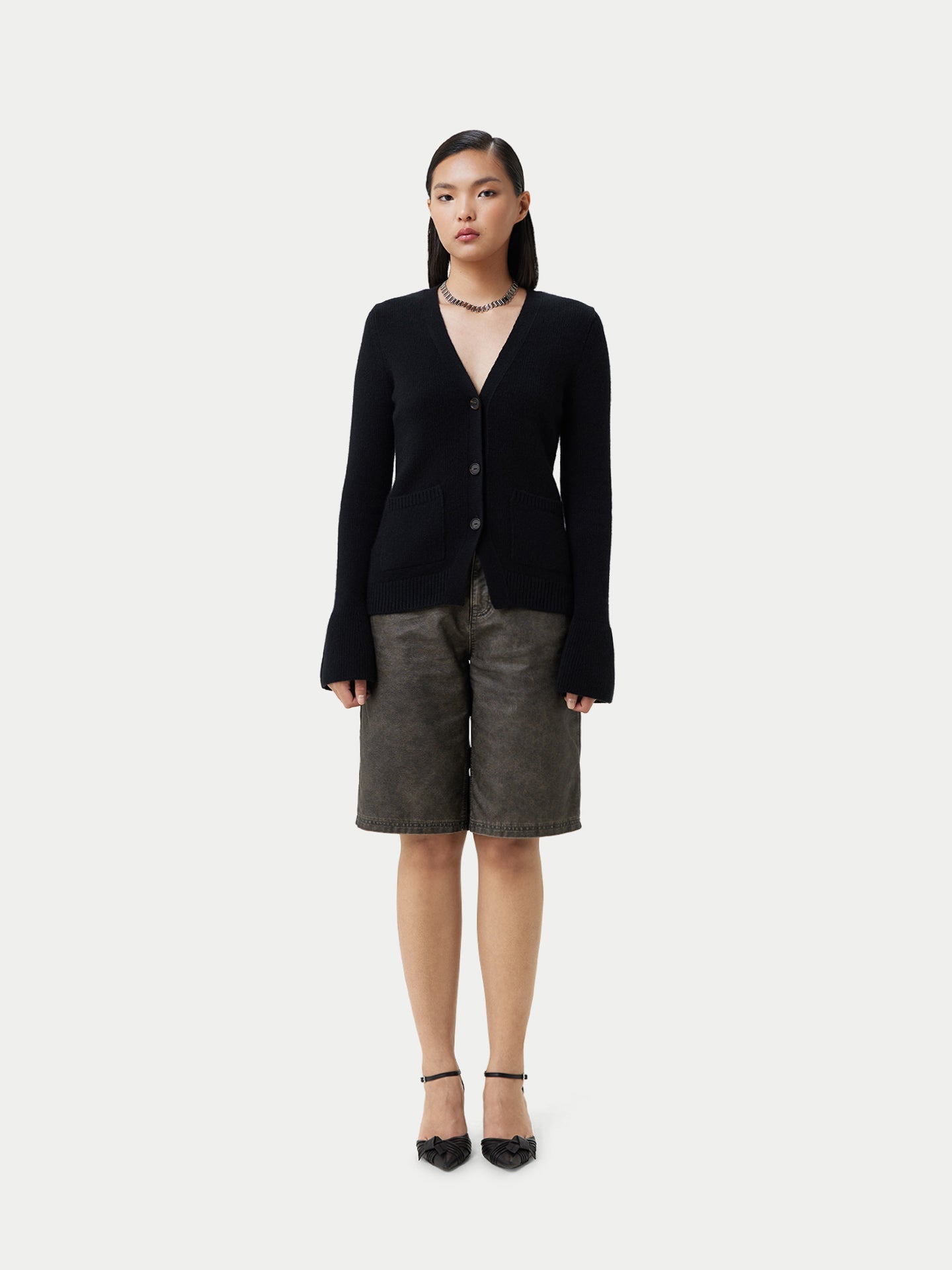 Cardigan col en V en cachemire Noir - Gobi Cashmere