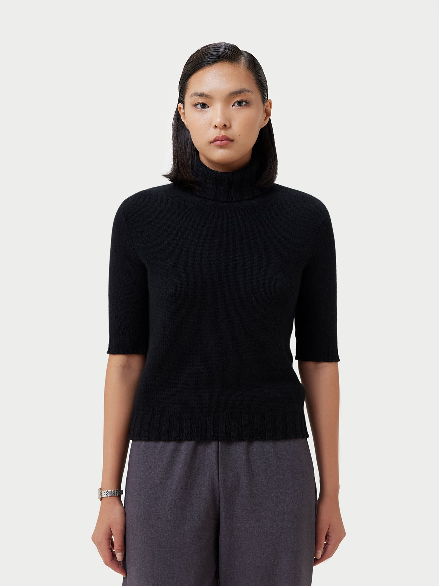 Top col en T en cachemire Noir  - Gobi Cashmere