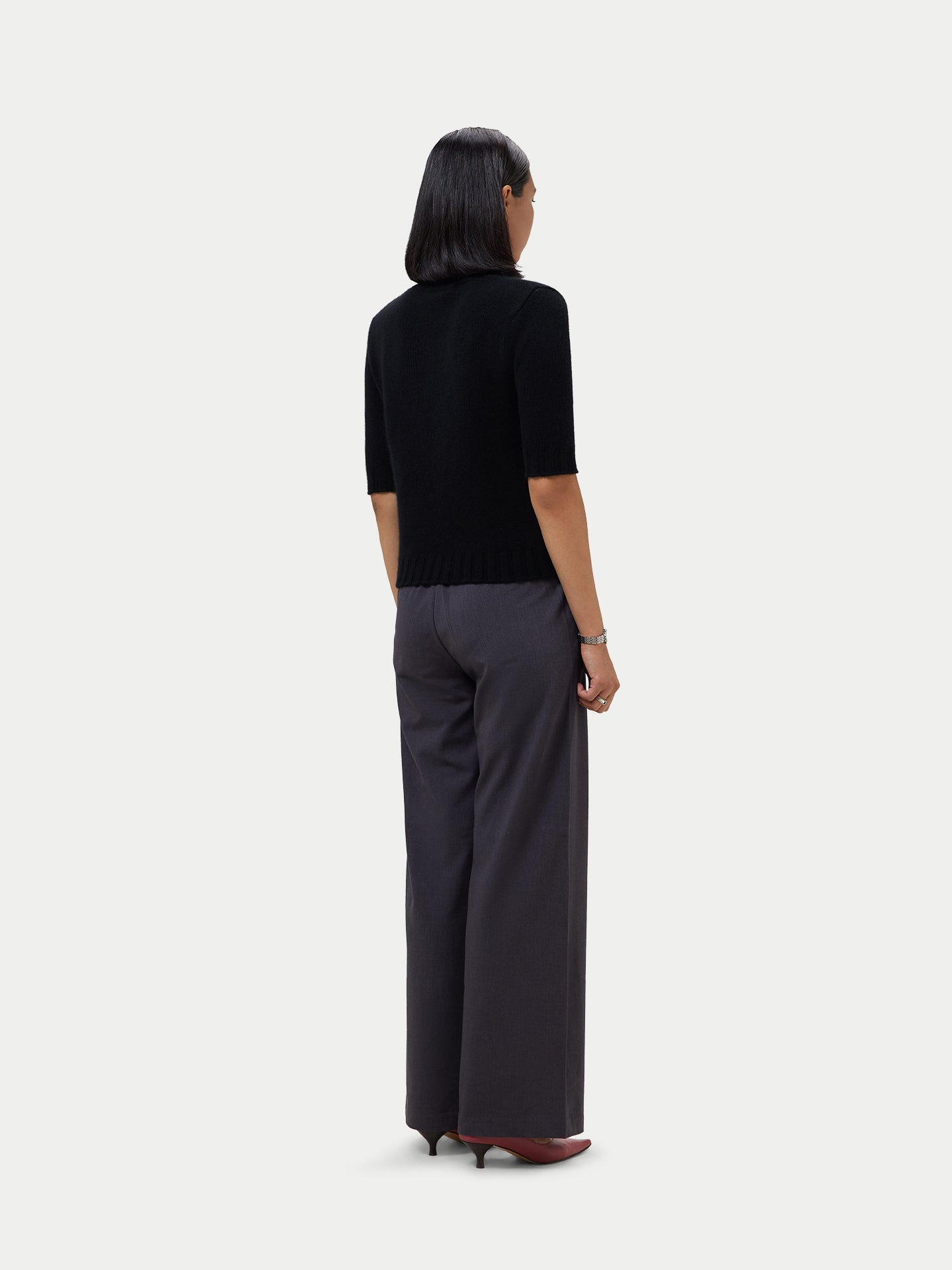 Top col en T en cachemire Noir  - Gobi Cashmere