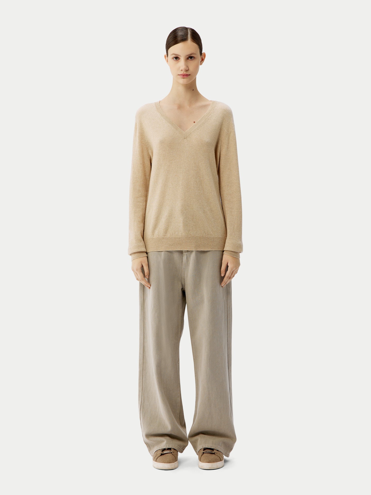 Pull col en V en Cachemire pour femmes Taupe - Gobi Cashmere