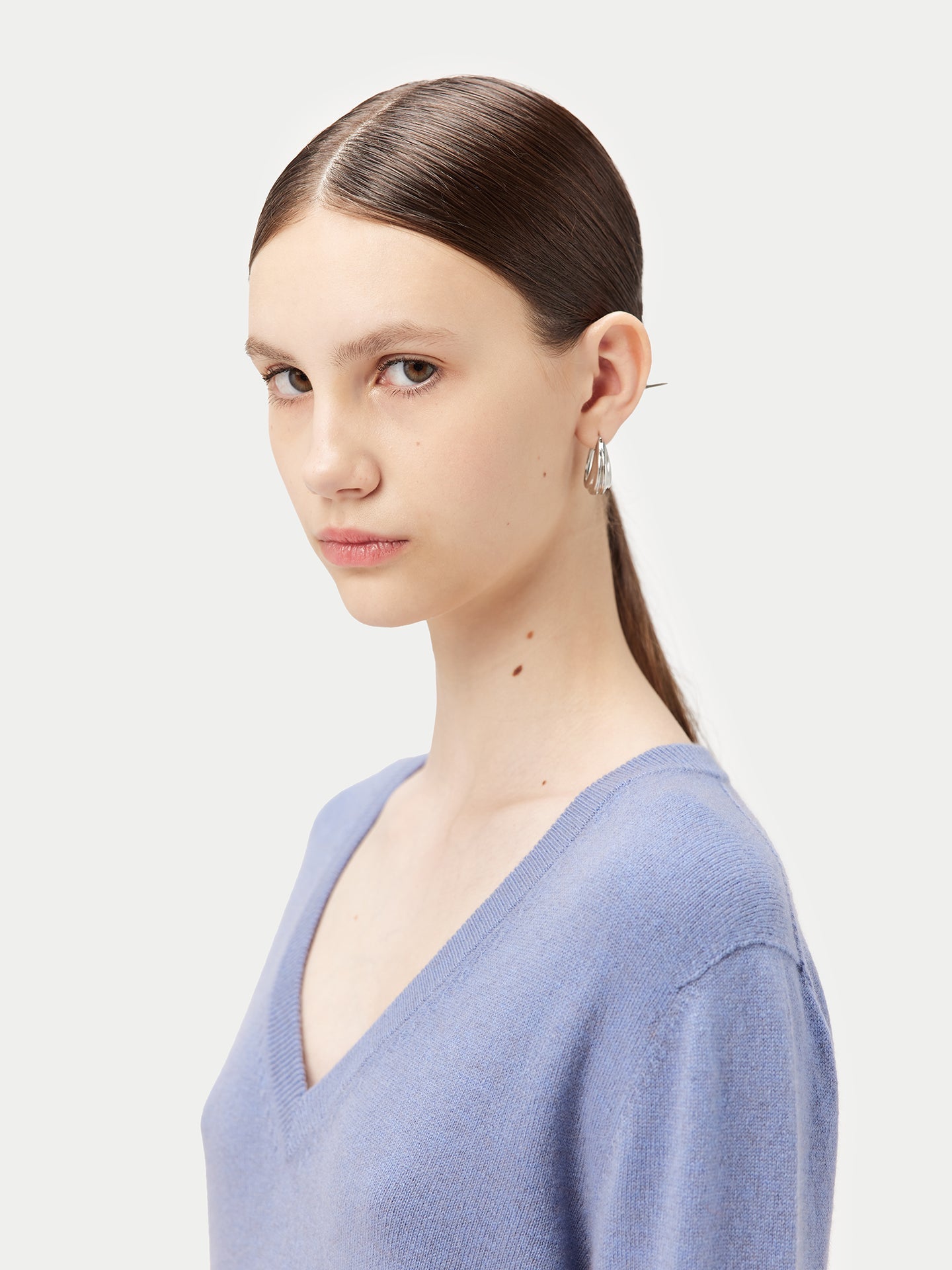 Pull col en V en Cachemire pour femmes Marin - Gobi Cashmere
