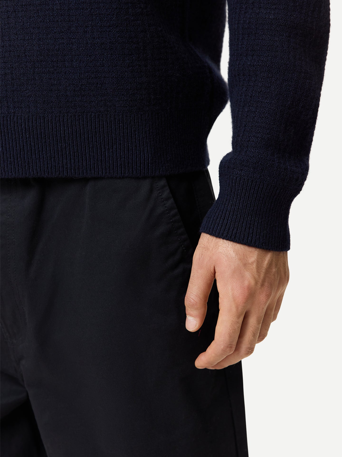 Pull Cachemire Waffle Demi-Zip Homme couleur navy | GOBI Cashmere