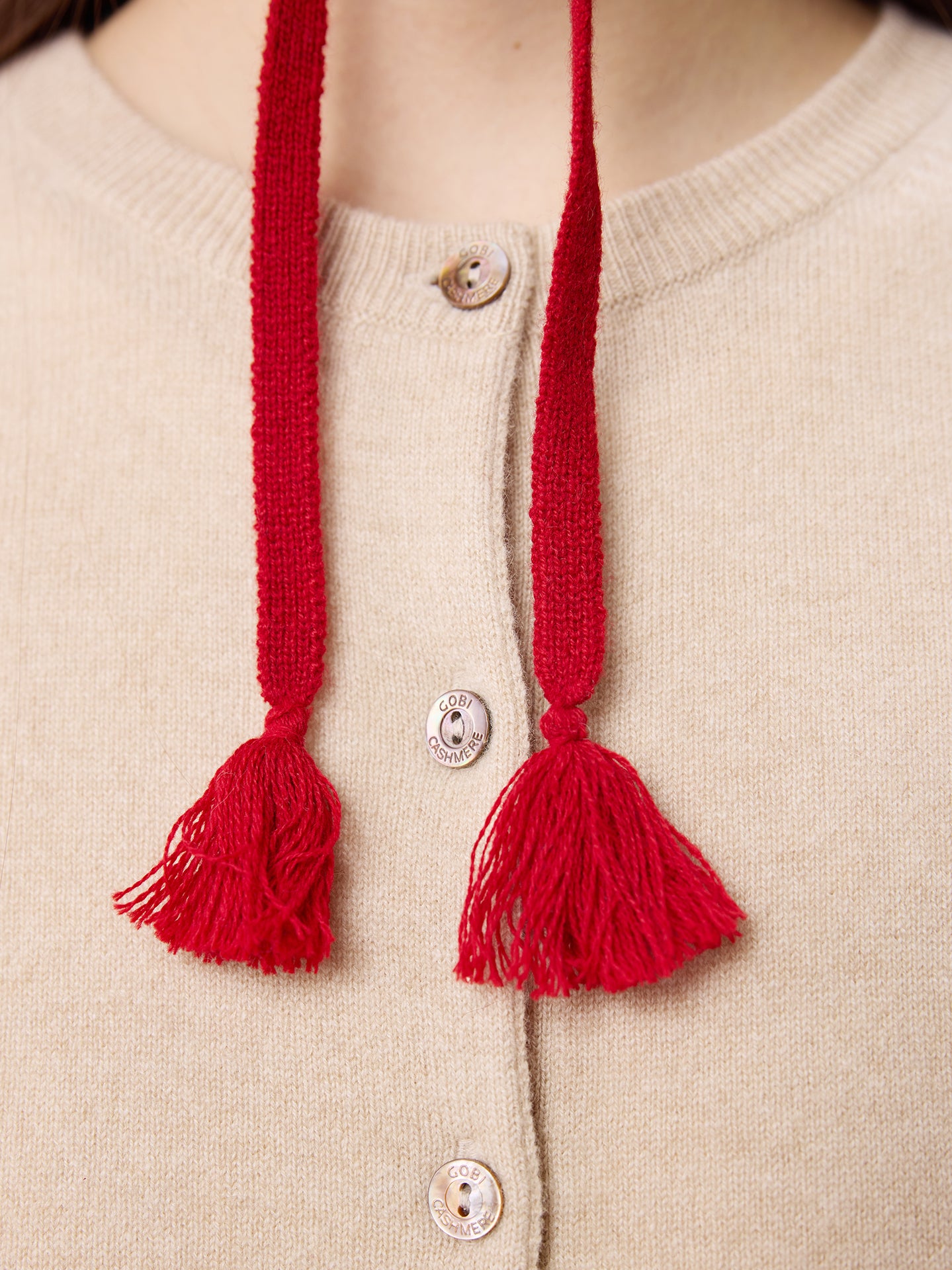 Bonnet à Liens en Cachemire couleur rouge | GOBI Cashmere