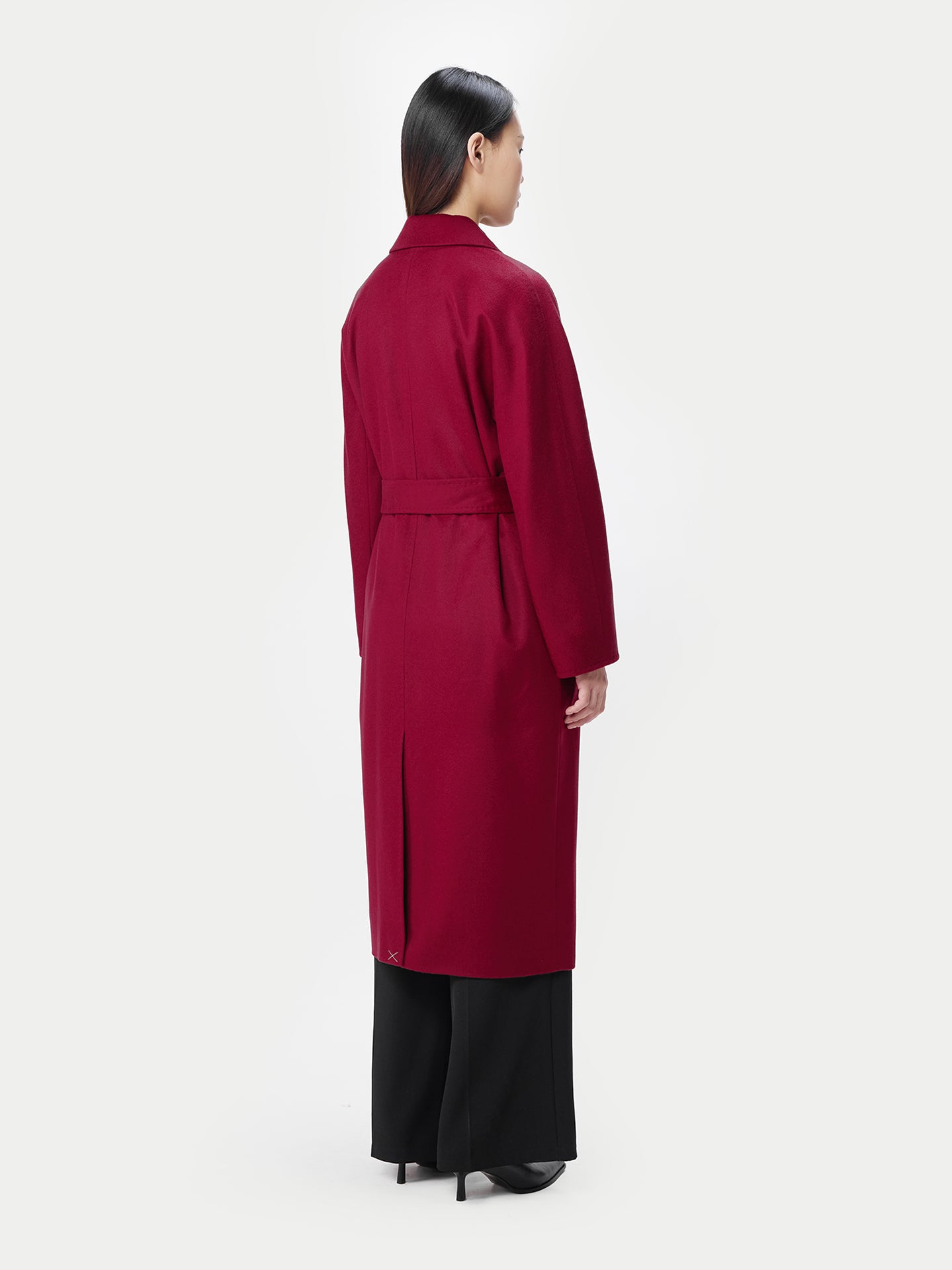 Manteau Femme à Double Boutonnage en Cachemire couleur rouge | GOBI Cashmere