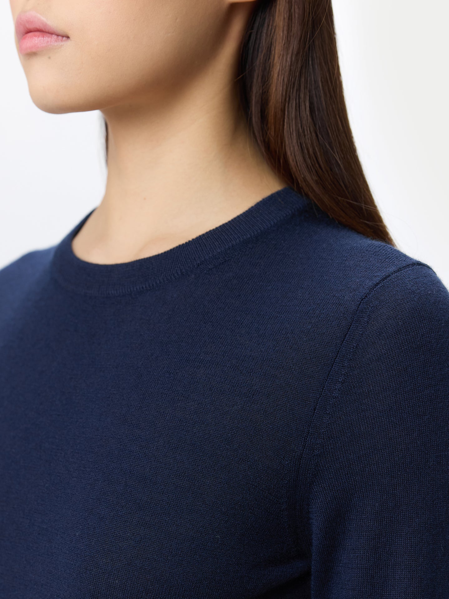 Pull en cachemire pour femme à col rond couleur marine