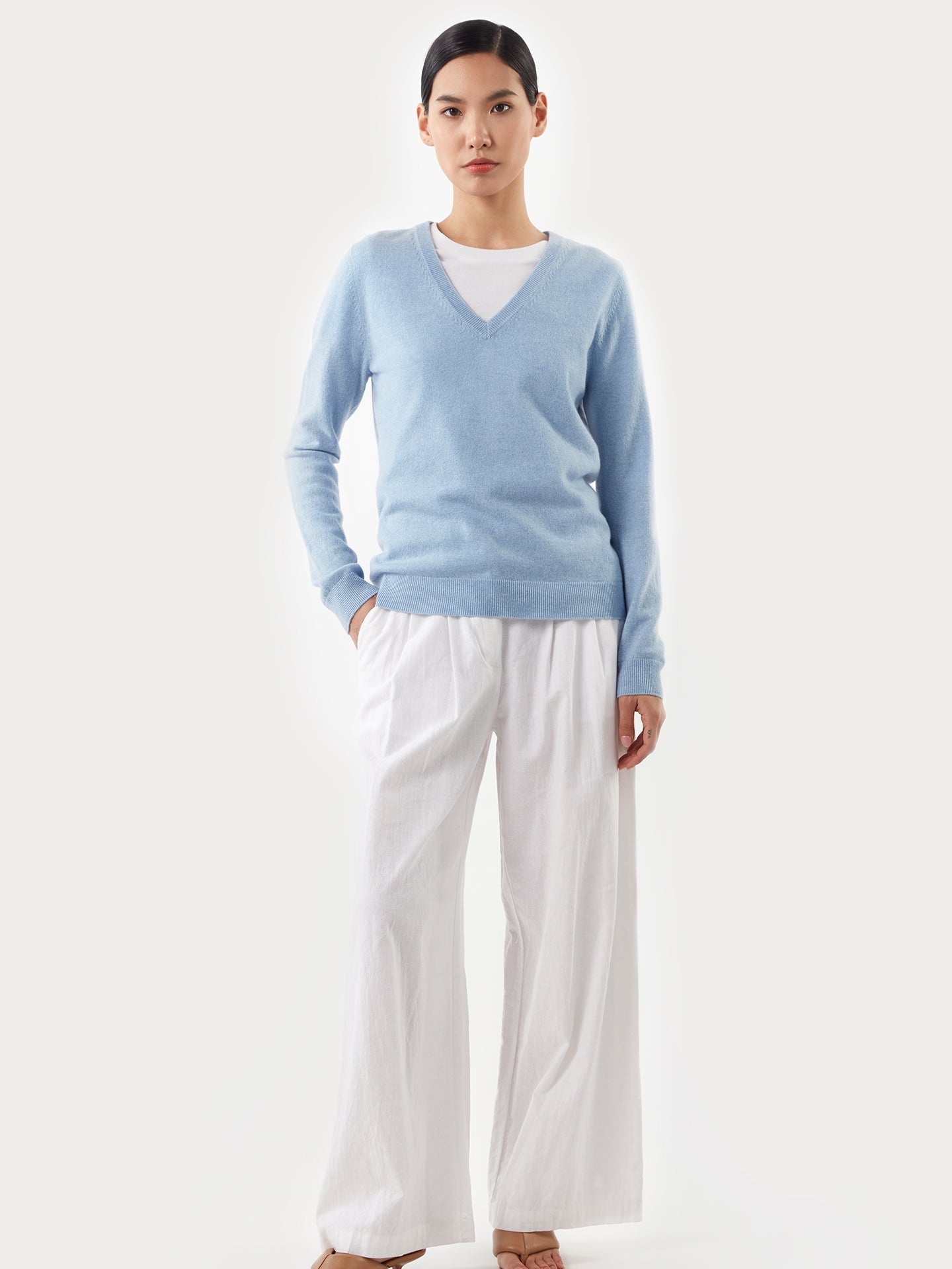 Pull col en V en Cachemire pour femmes Marin - Gobi Cashmere