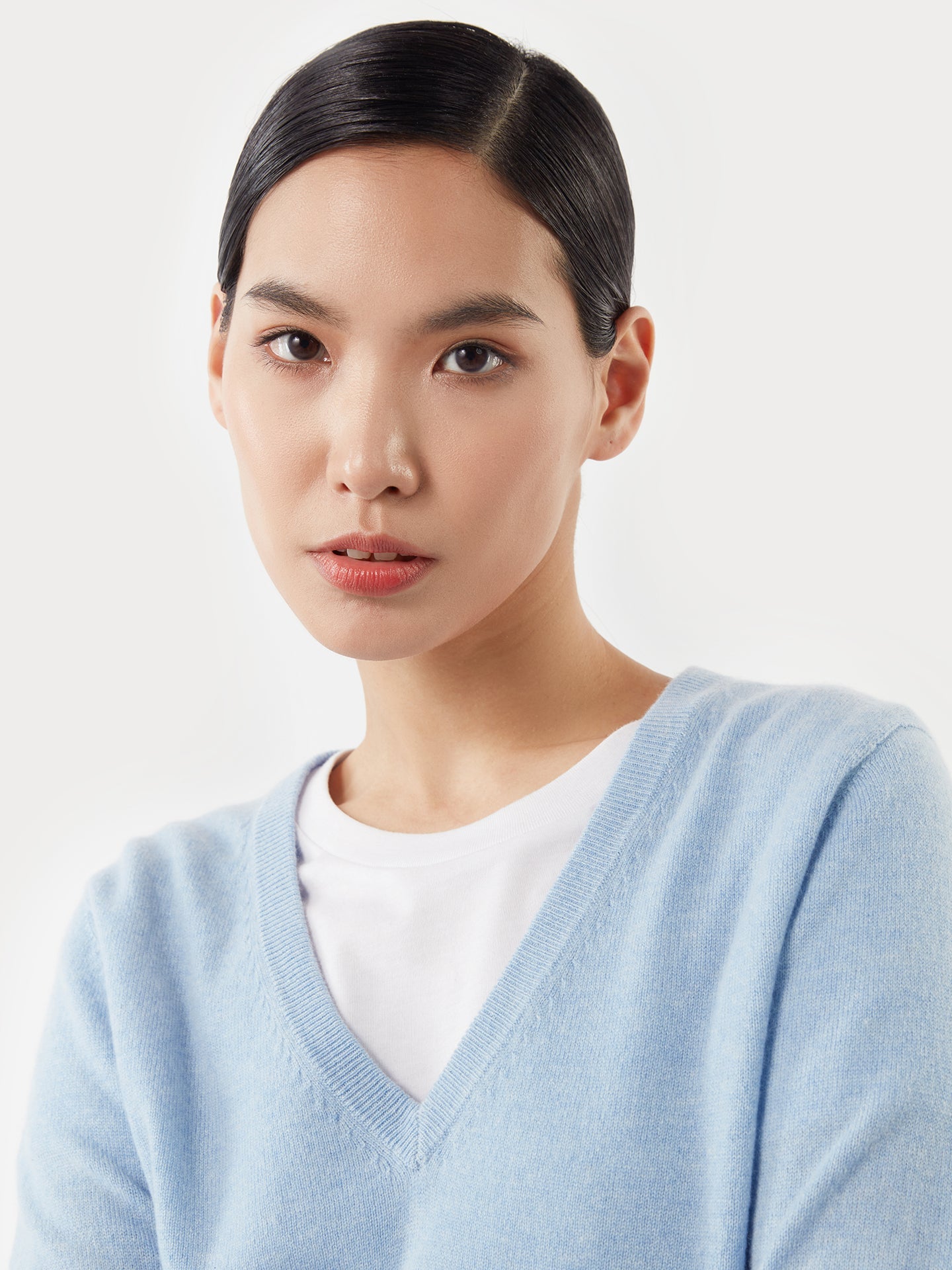 Pull col en V en Cachemire pour femmes Marin - Gobi Cashmere