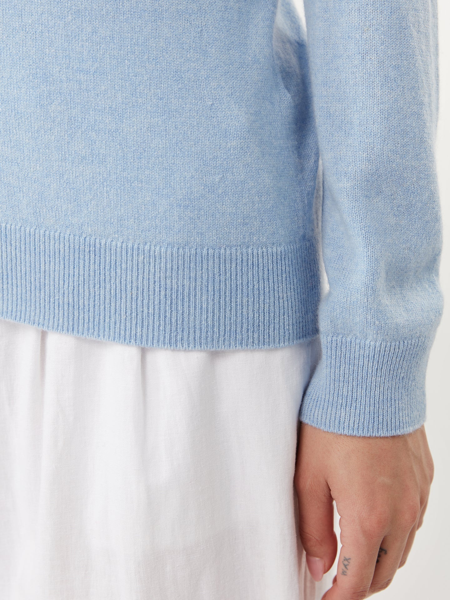 Pull col en V en Cachemire pour femmes Marin - Gobi Cashmere