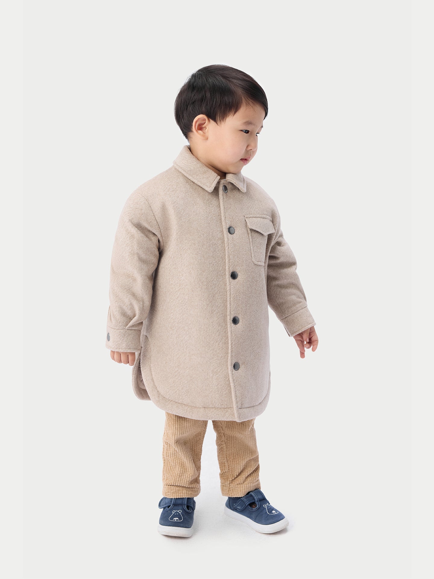 Veste en cachemire de Mongolie cousue par les enfants | GOBI Cashmere