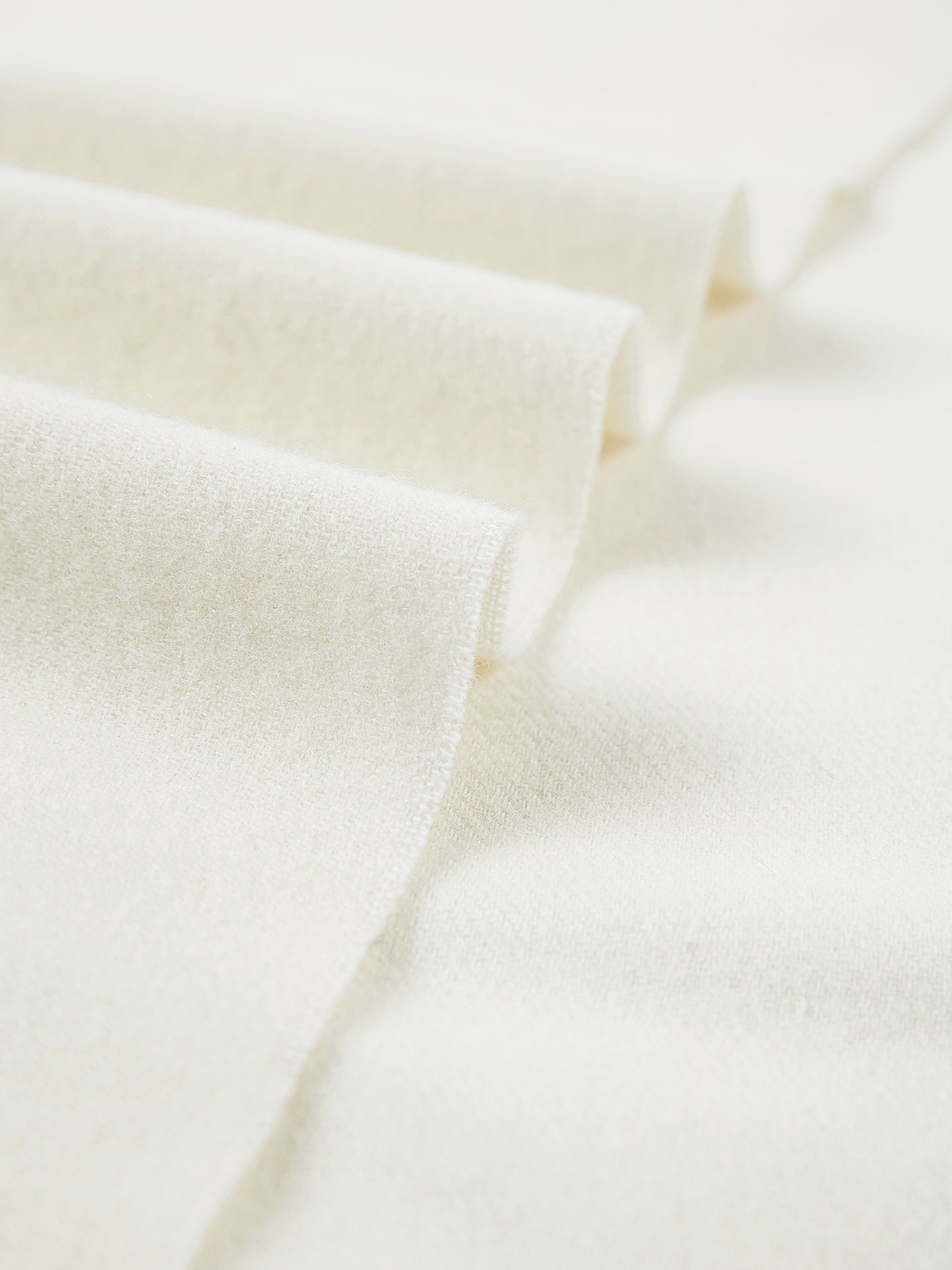 Écharpe avec franges en Cachemire pour unisex Blanc - Gobi Cashmere