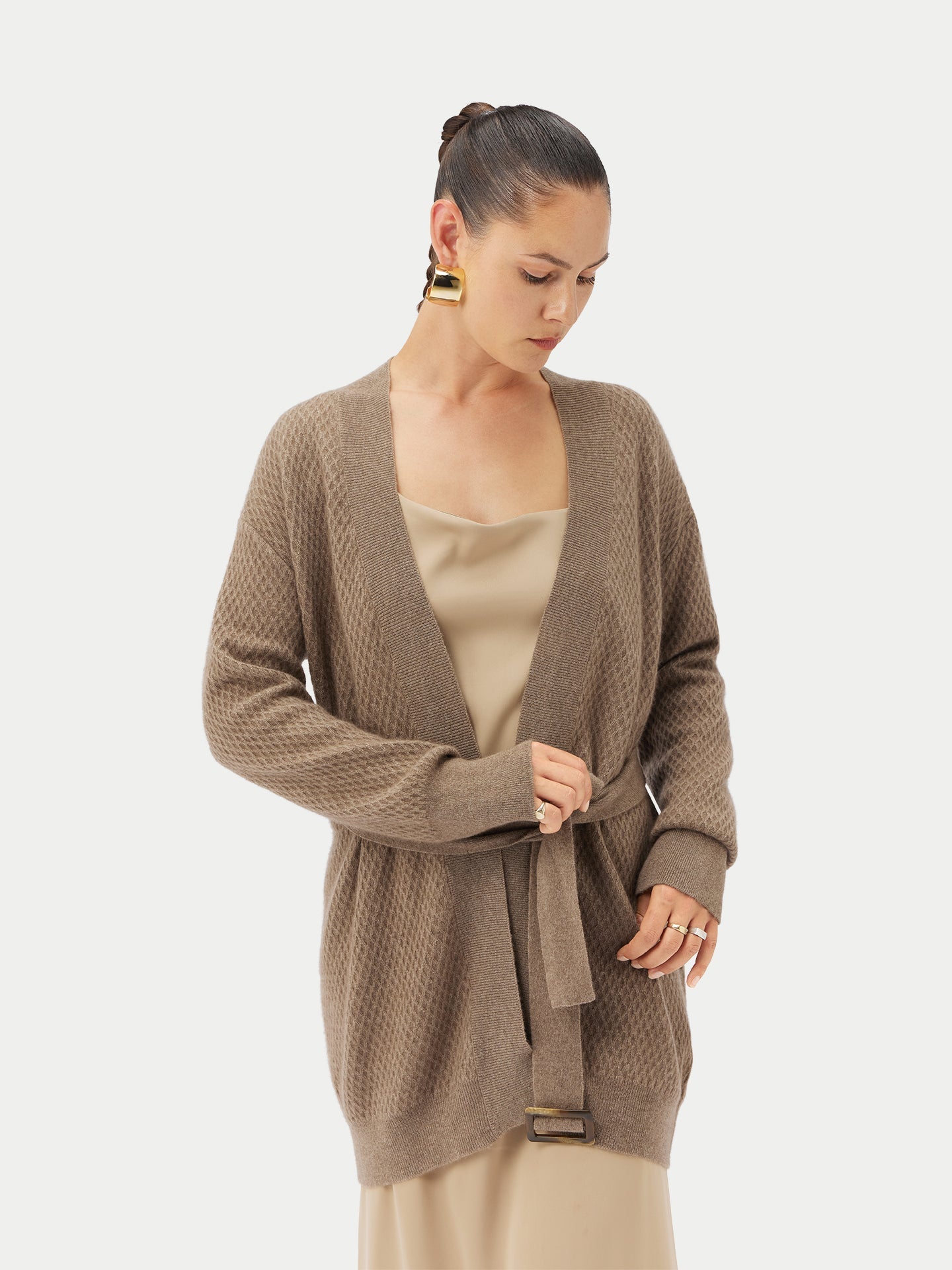 Cardigan en cachemire ceinturé Taupe - Gobi Cashmere