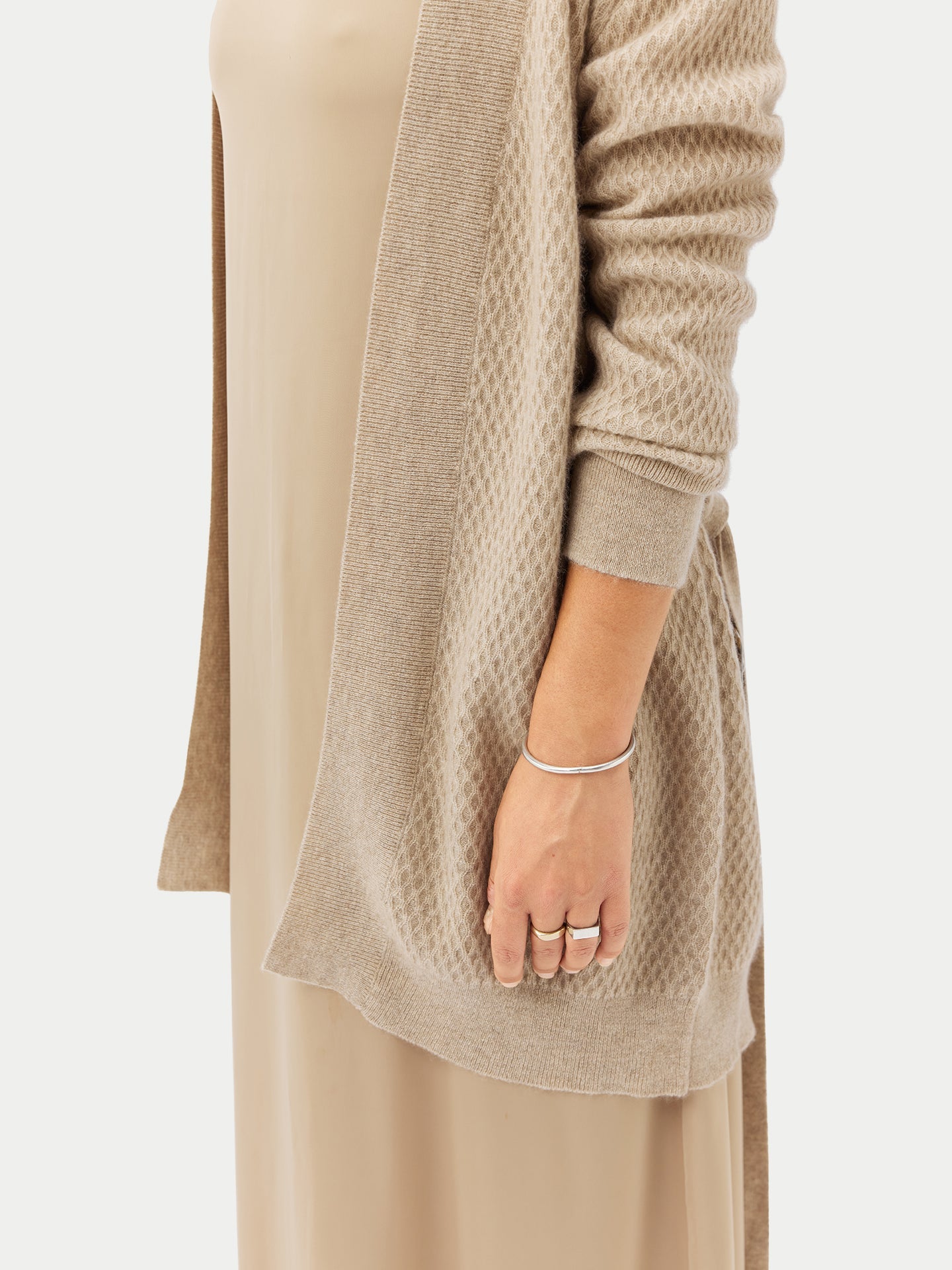 Cardigan en cachemire ceinturé Taupe - Gobi Cashmere