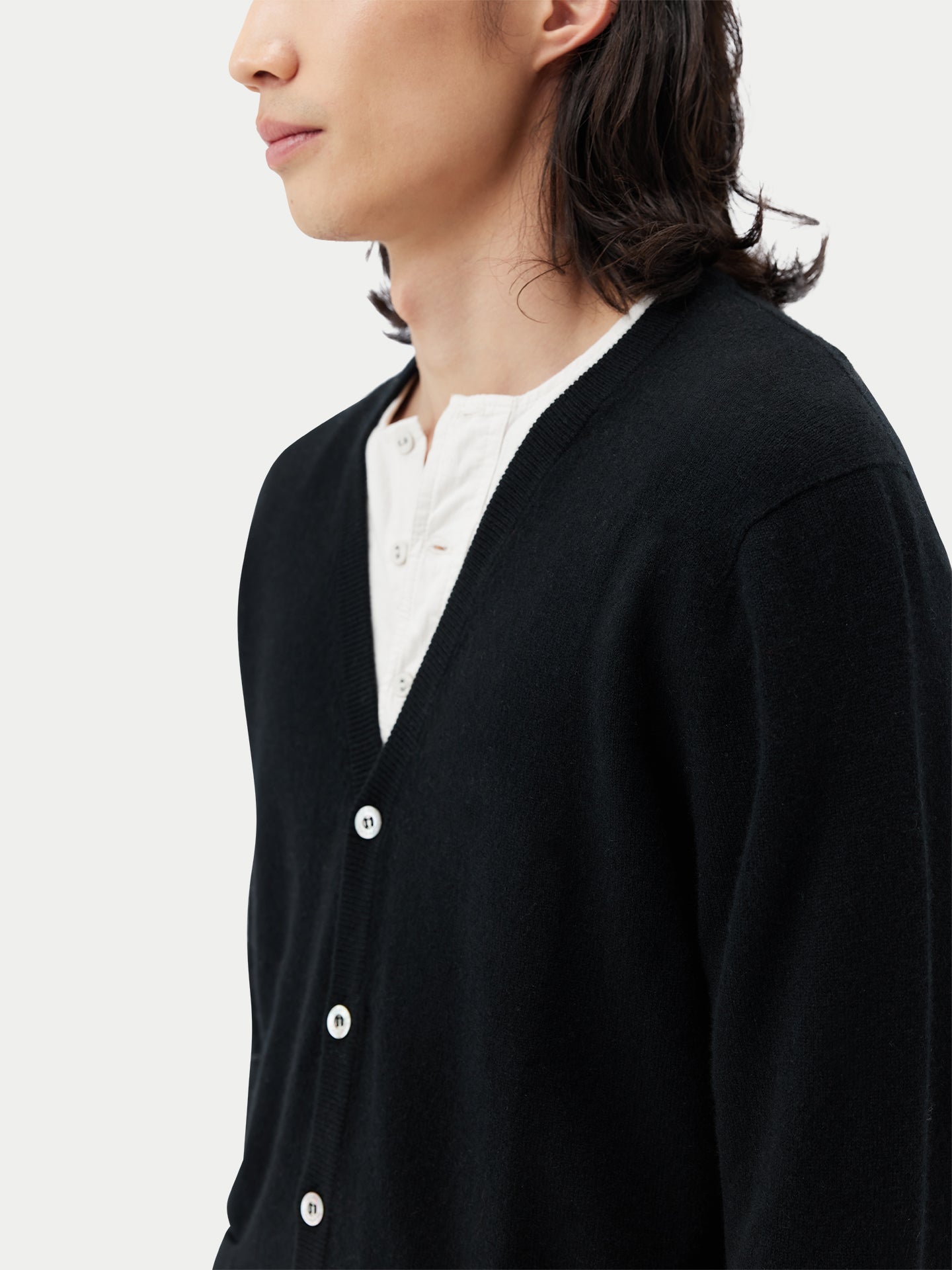 Men's Cashmere V-neck Cardigan Black - Gobi Cashmere