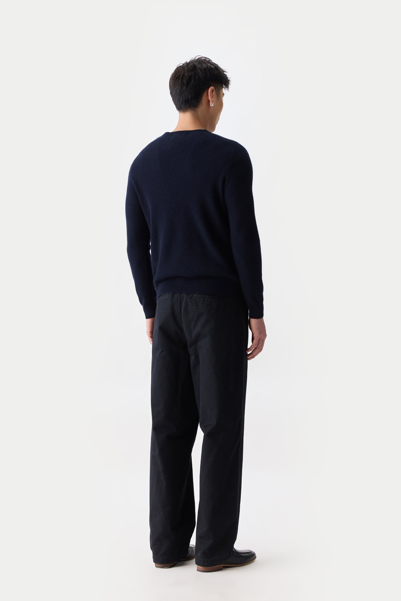 Men's Ribbed Cashmere Sweater color navy | GOBI Cashmere