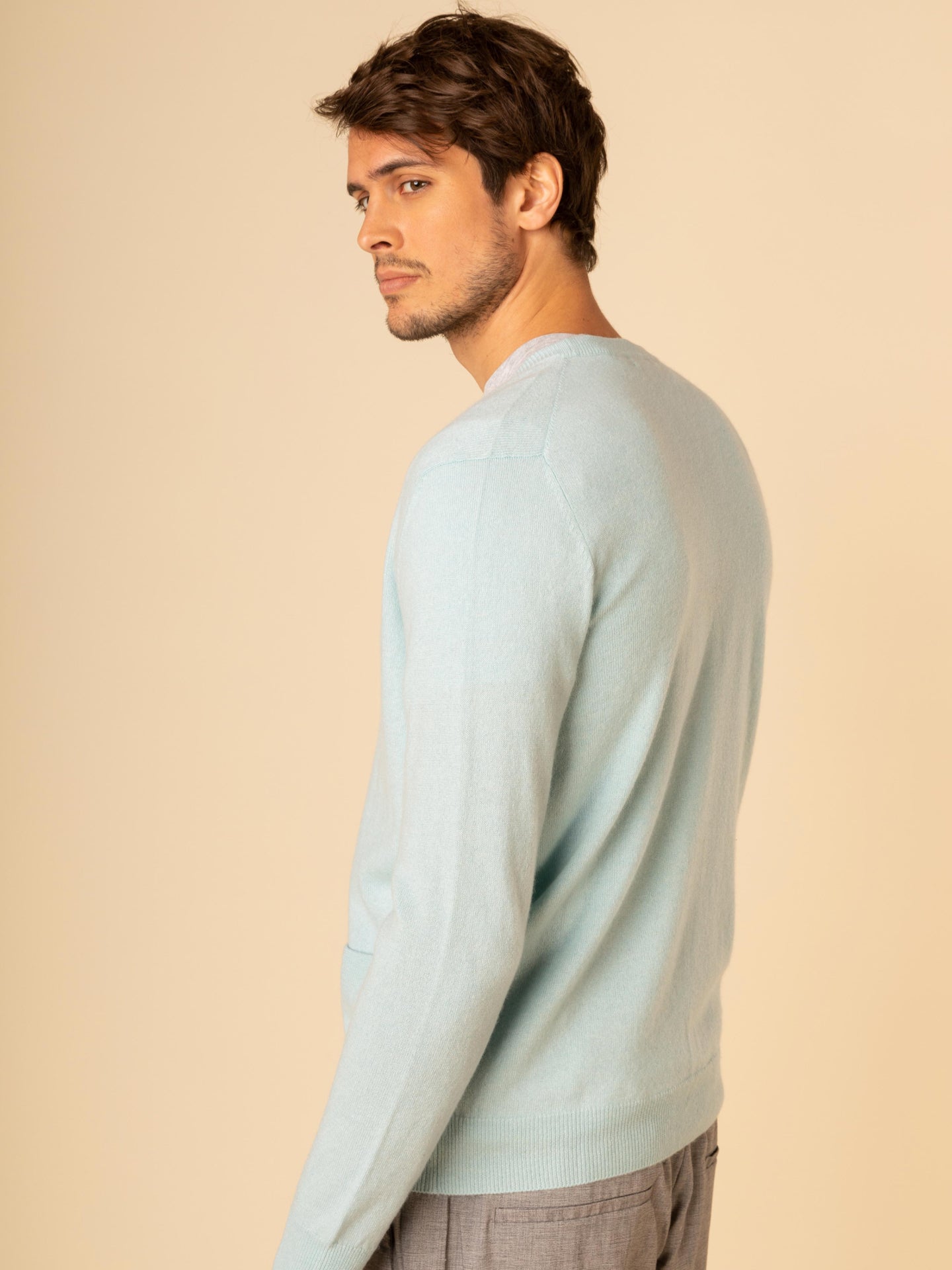 Cardigan a col V en Cachemire pour hommes Marin - Gobi Cashmere