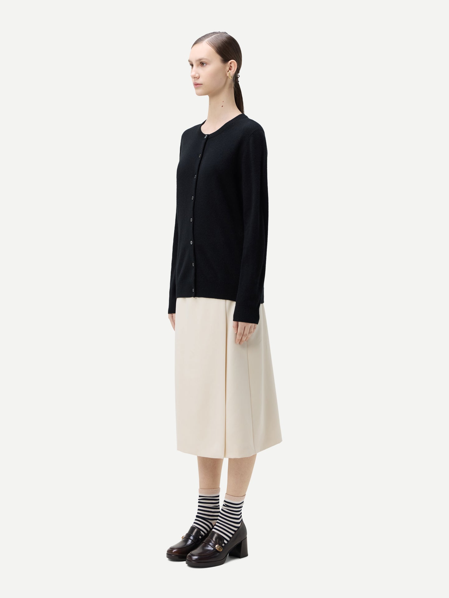 Cardigan col rond en cachemire Essential pour femmes