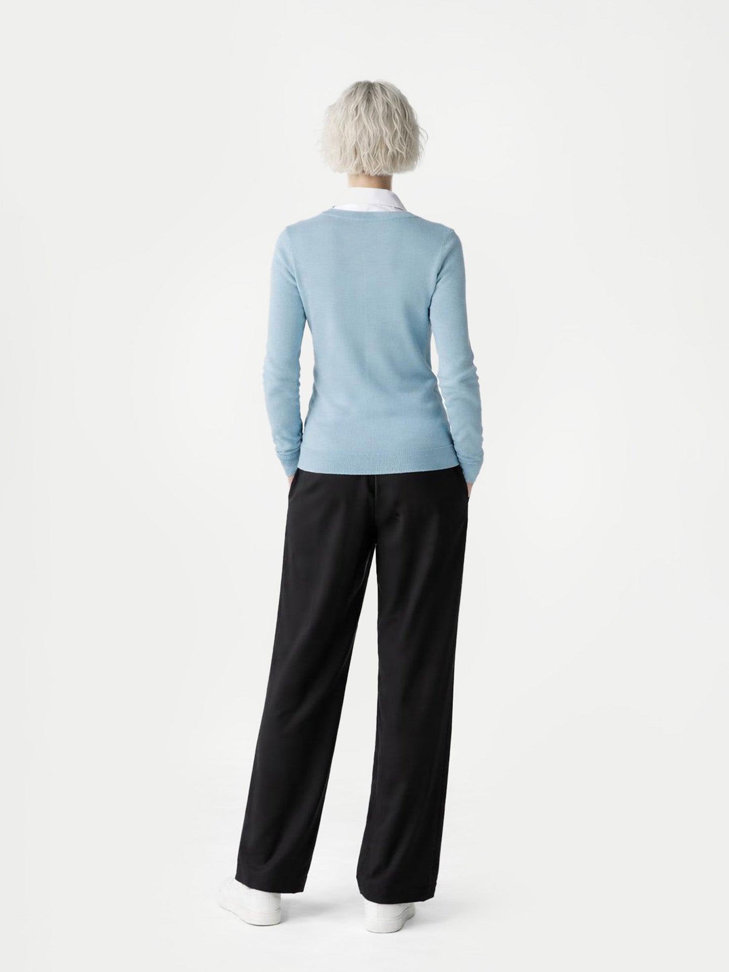 Pull col rond en cachemire Essential pour femmes Nuage Bleu - Gobi Cashmere
