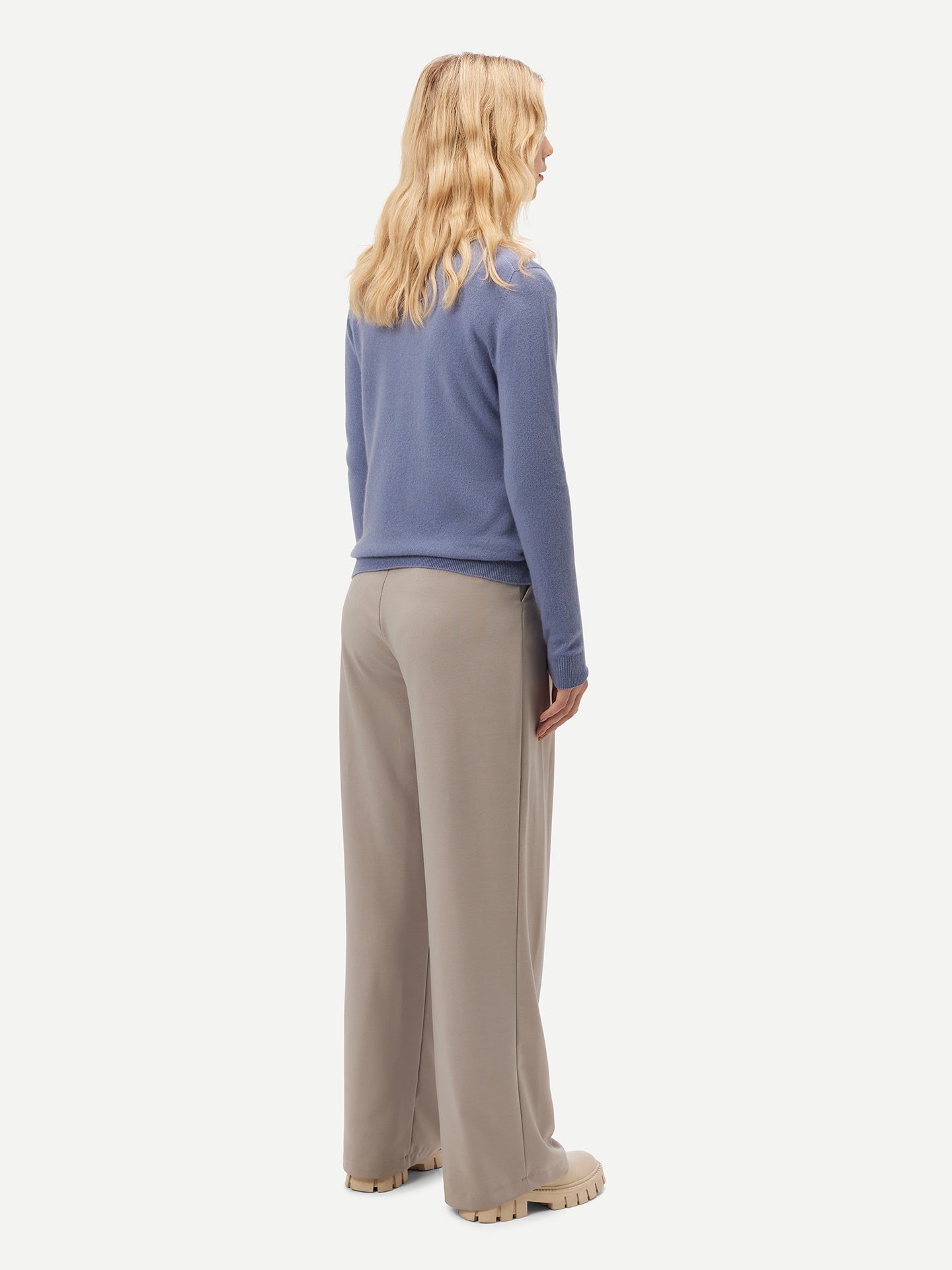 Cardigan col en V en Cachemire pour femmes Marin - Gobi Cashmere