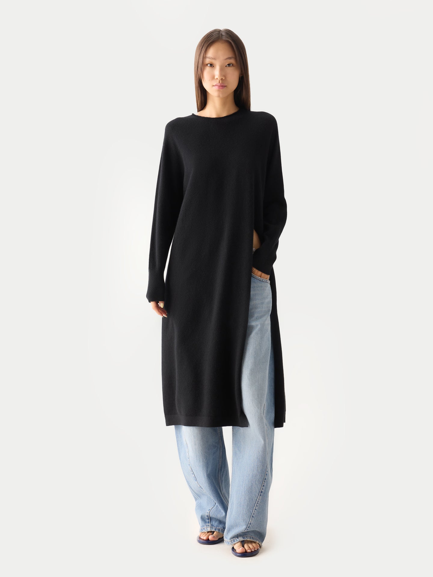 Robe Cachemire Femme Maxi À Fente couleur noir | GOBI Cashmere