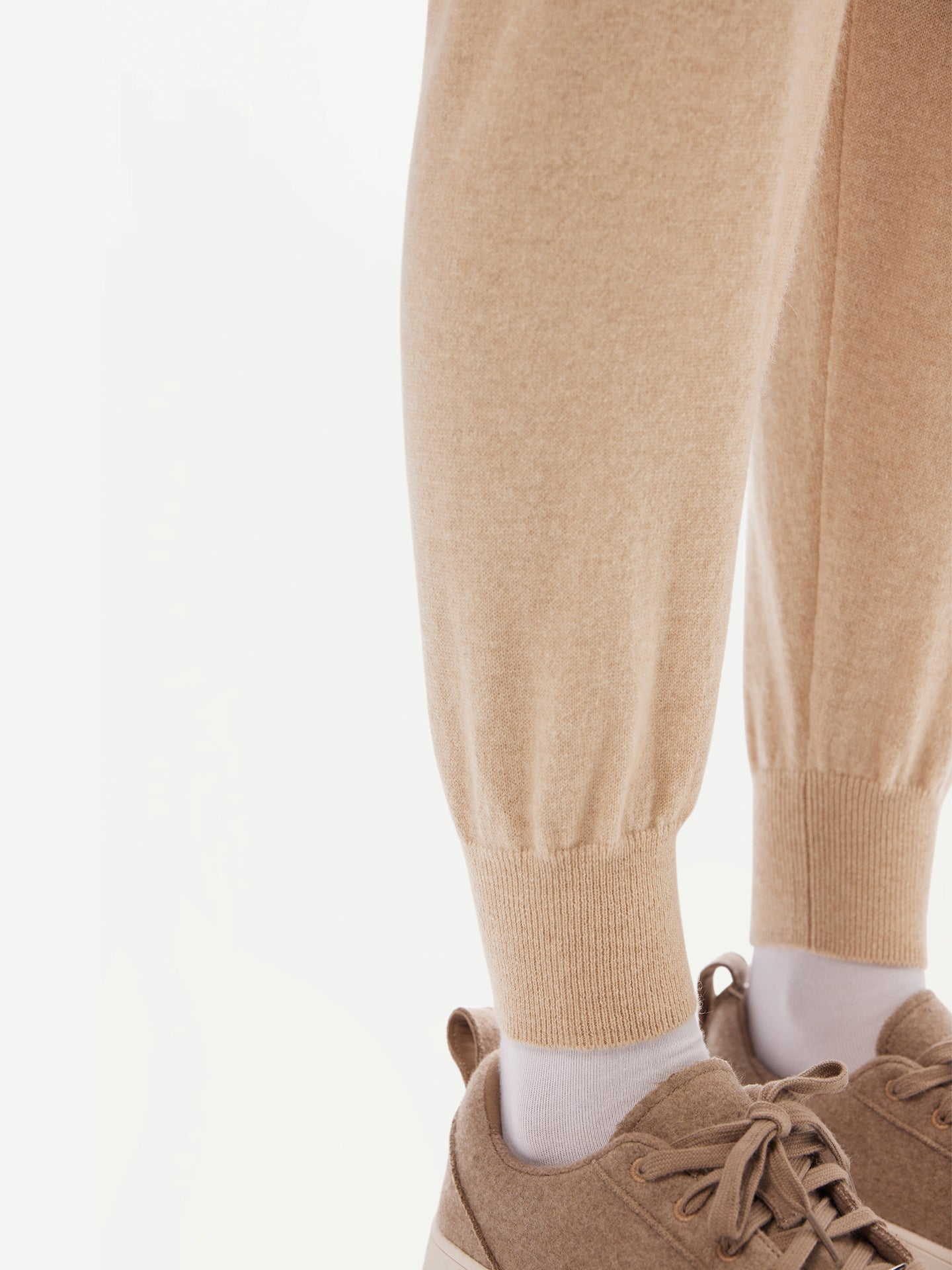 Jogger avec poignets en cachemire pour femmes Couleur Organique Beige - Gobi Cashmere