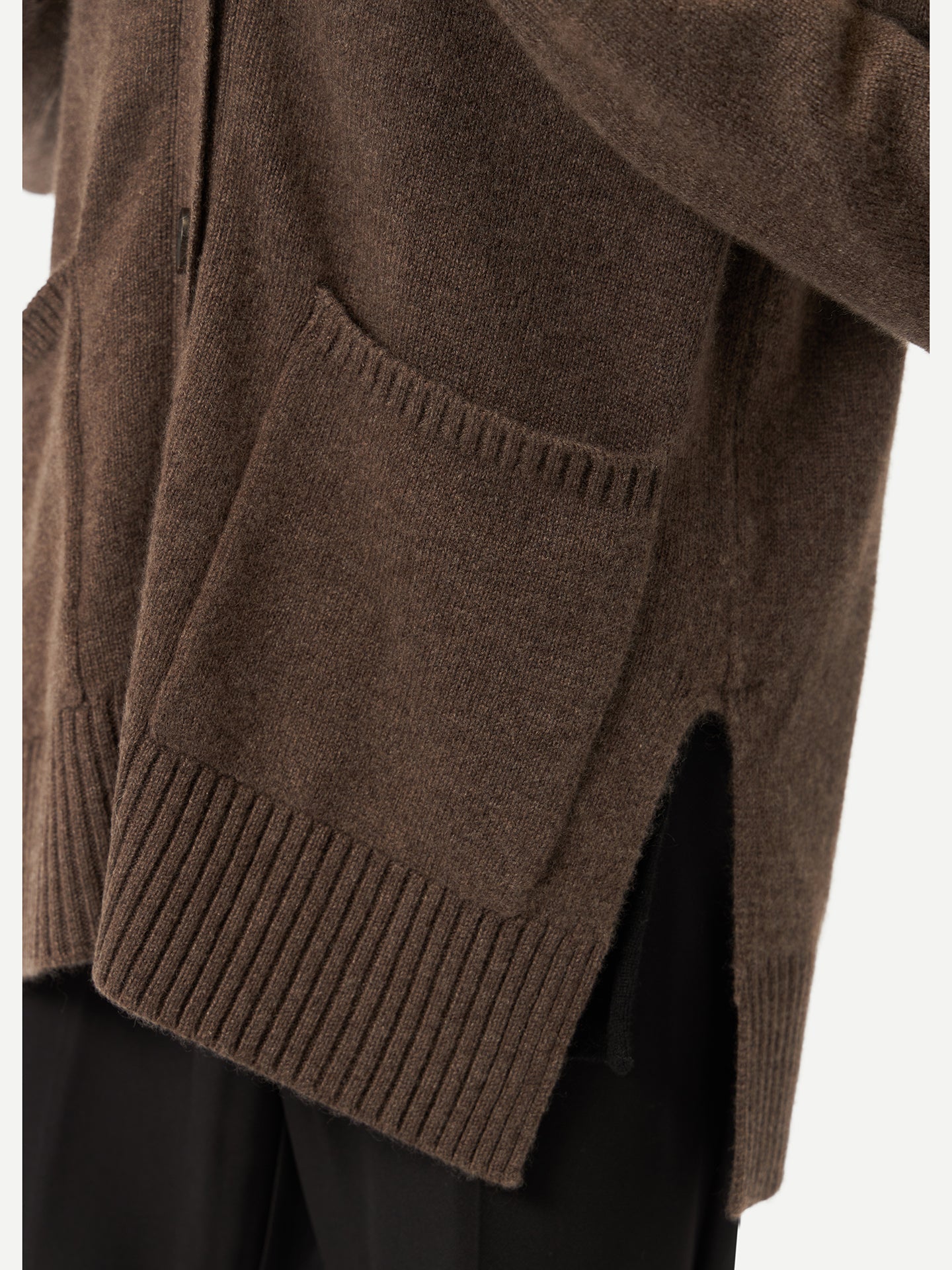 Cardigan en cachemire décontractée - GOBI A/H 2023 Taupe - Gobi Cashmere