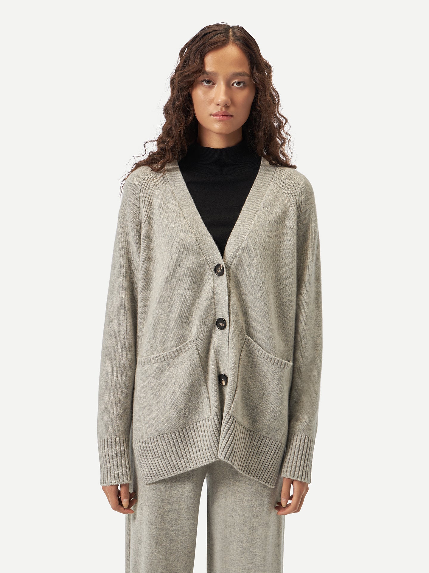 Cardigan en cachemire décontractée - GOBI A/H 2023 Gris - Gobi Cashmere