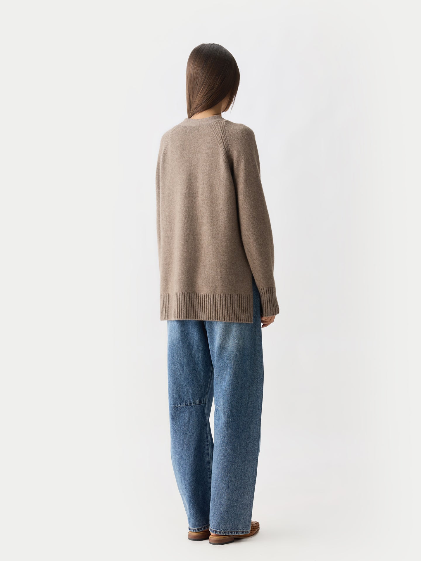 Cardigan en cachemire décontractée Couleur taupe Organique | GOBI Cashmere