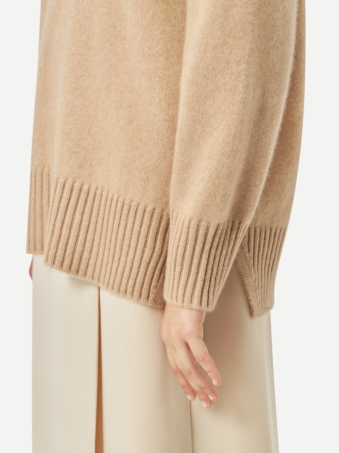 GOBI Pull en cachemire ample - A/H 2023 Taupe - Gobi Cashmere