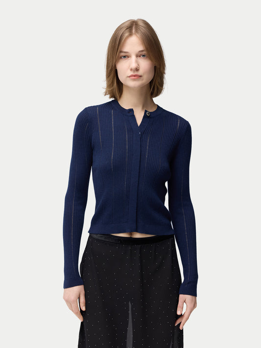 Bouton caché Cardigan en soie cachemire couleur marine | GOBI Cashmere
