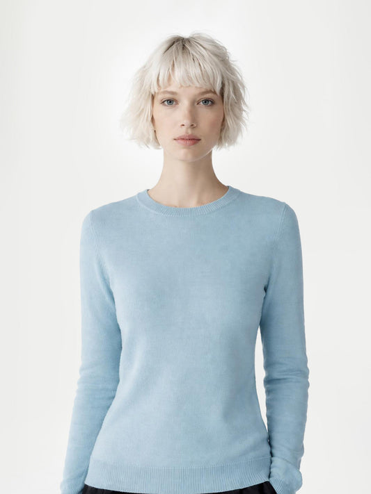 Pull col rond en cachemire Essential pour femmes Nuage Bleu - Gobi Cashmere