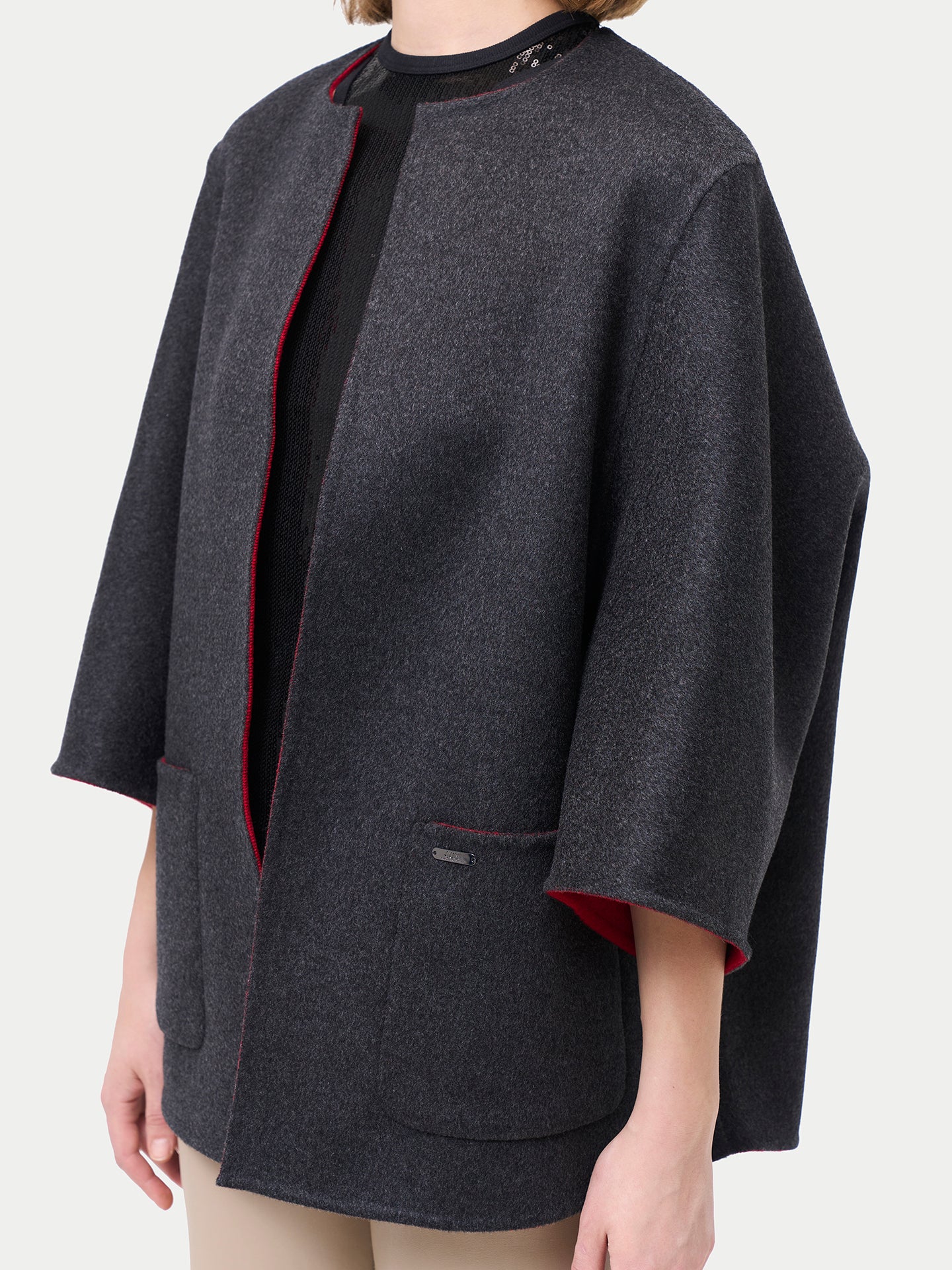Veste Poncho en cachemire avec poches | GOBI Cashmere