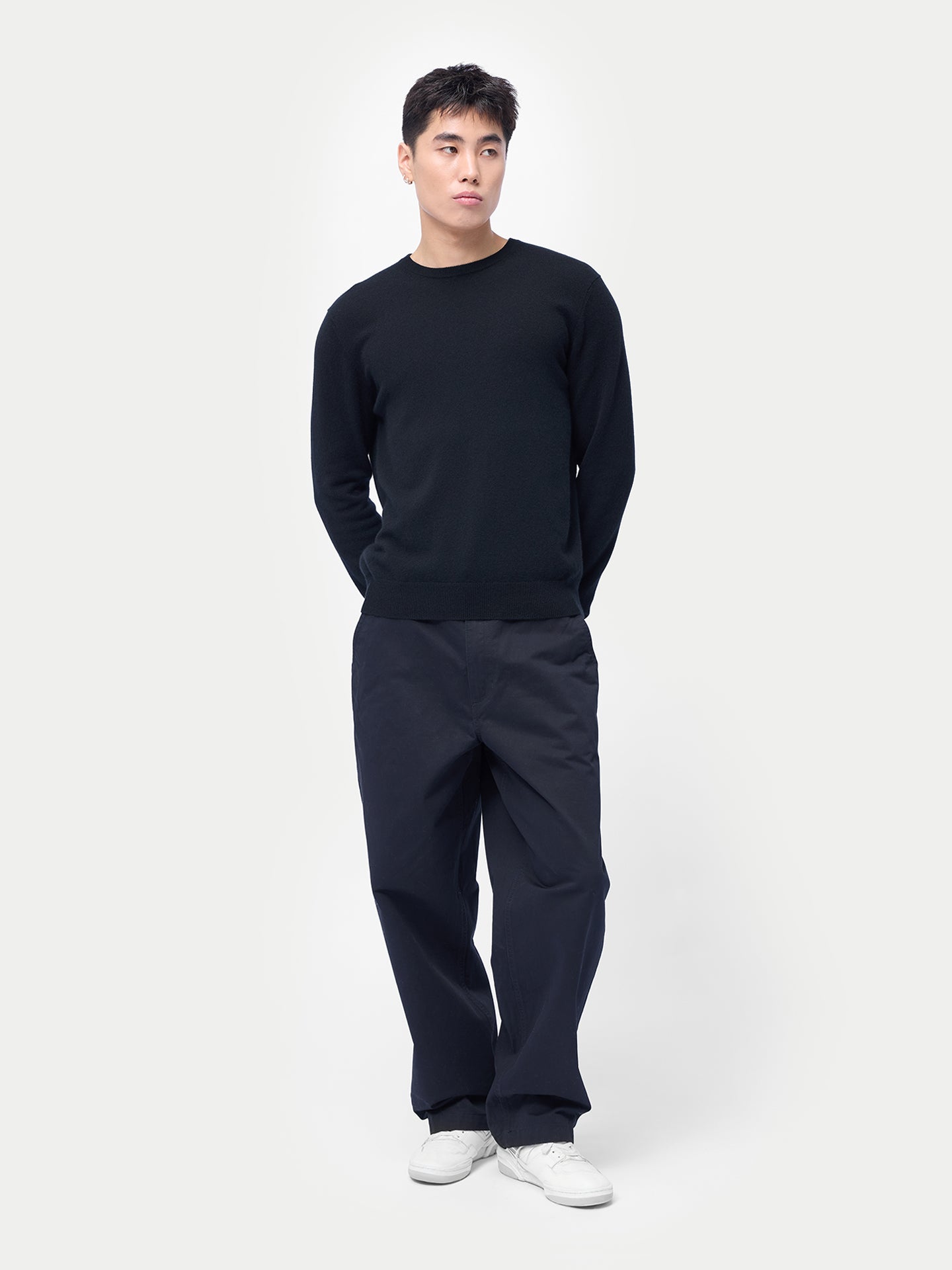 Pull col rond en cachemire Essential pour hommes