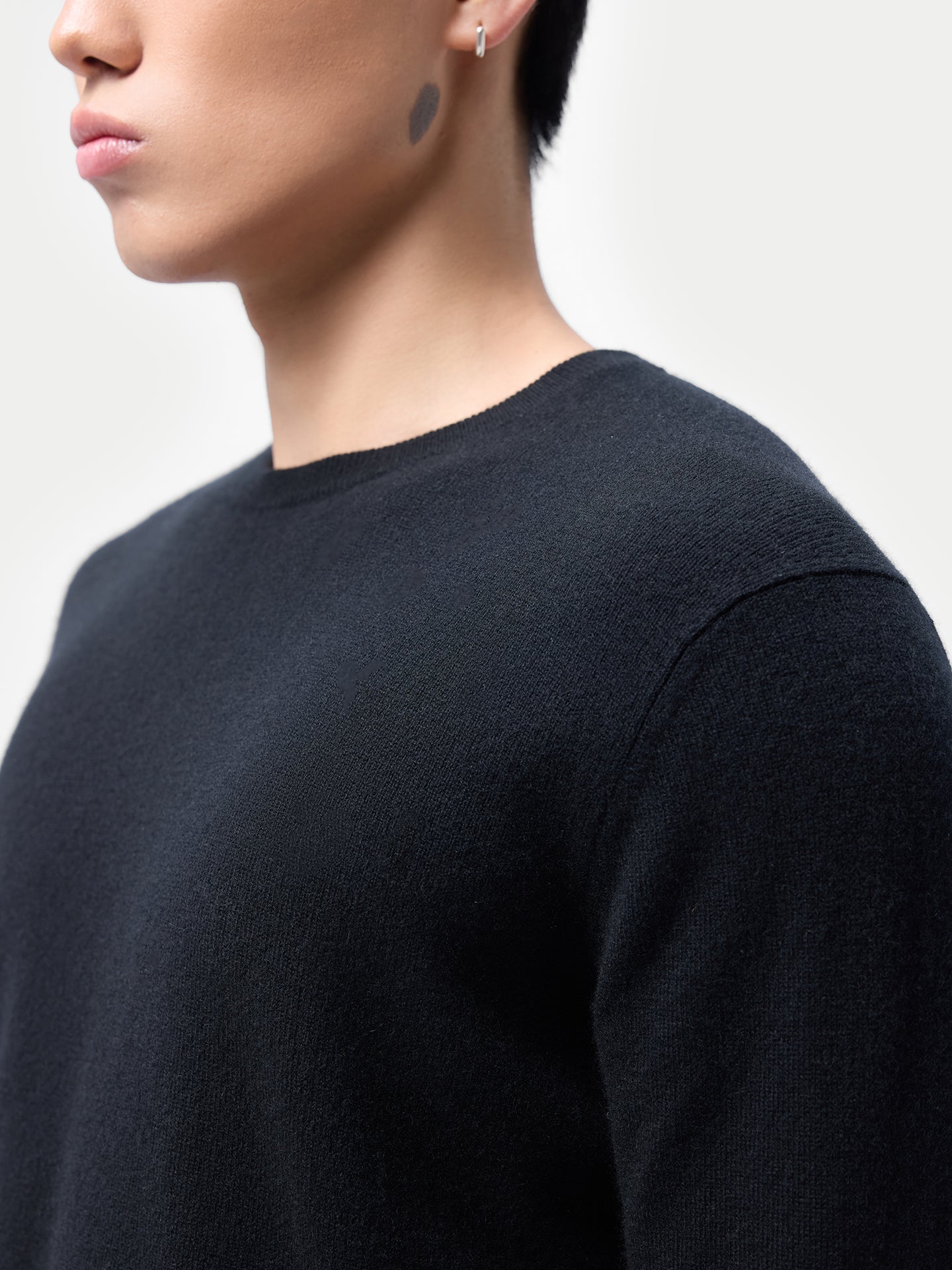 Pull col rond en cachemire Essential pour hommes