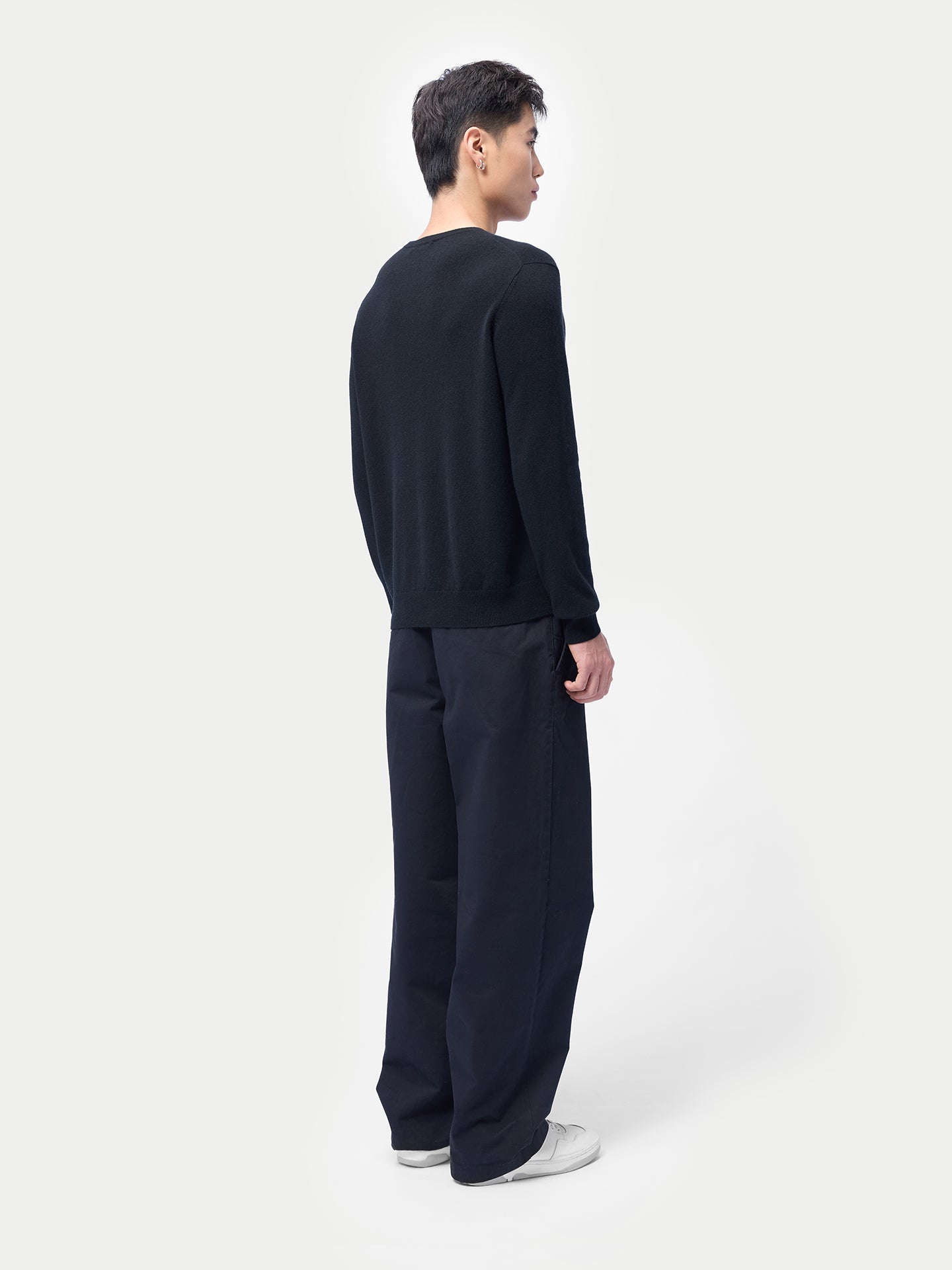 Pull col rond en cachemire Essential pour hommes