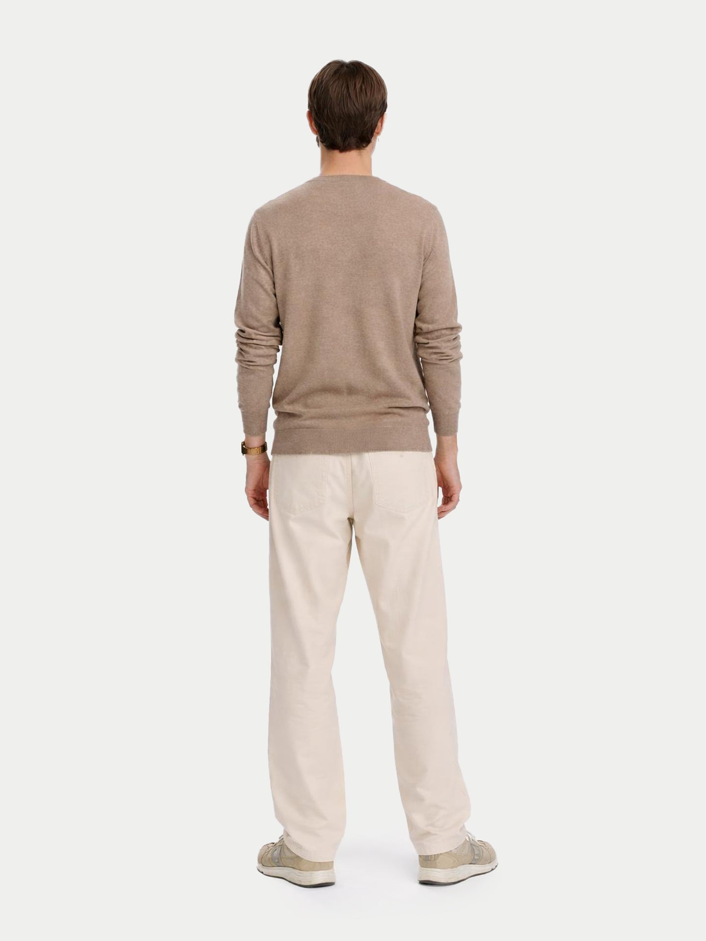 Pull col en V en cachemire Essential pour hommes Couleur Organique
